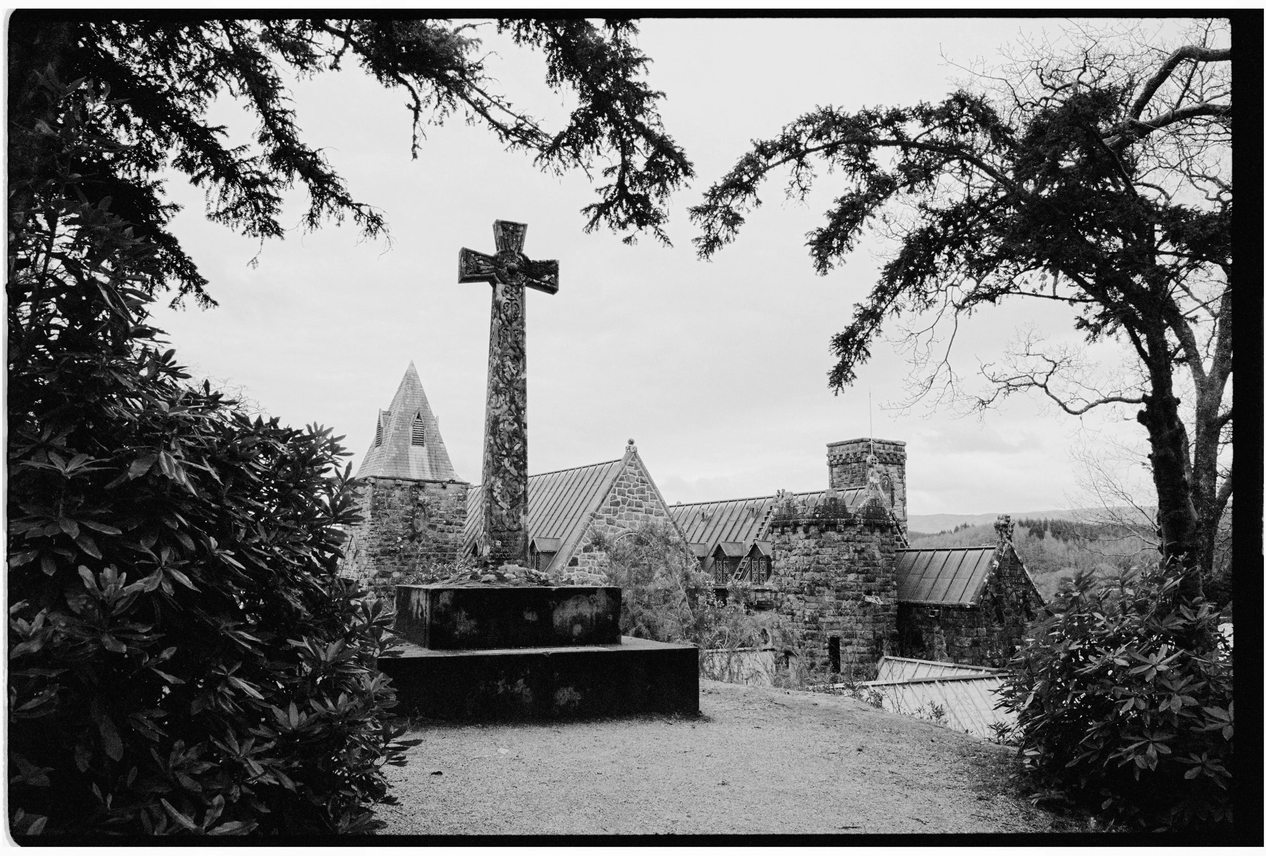 St Conans Kirk Wedding on Digital & Analog Film 76.jpg