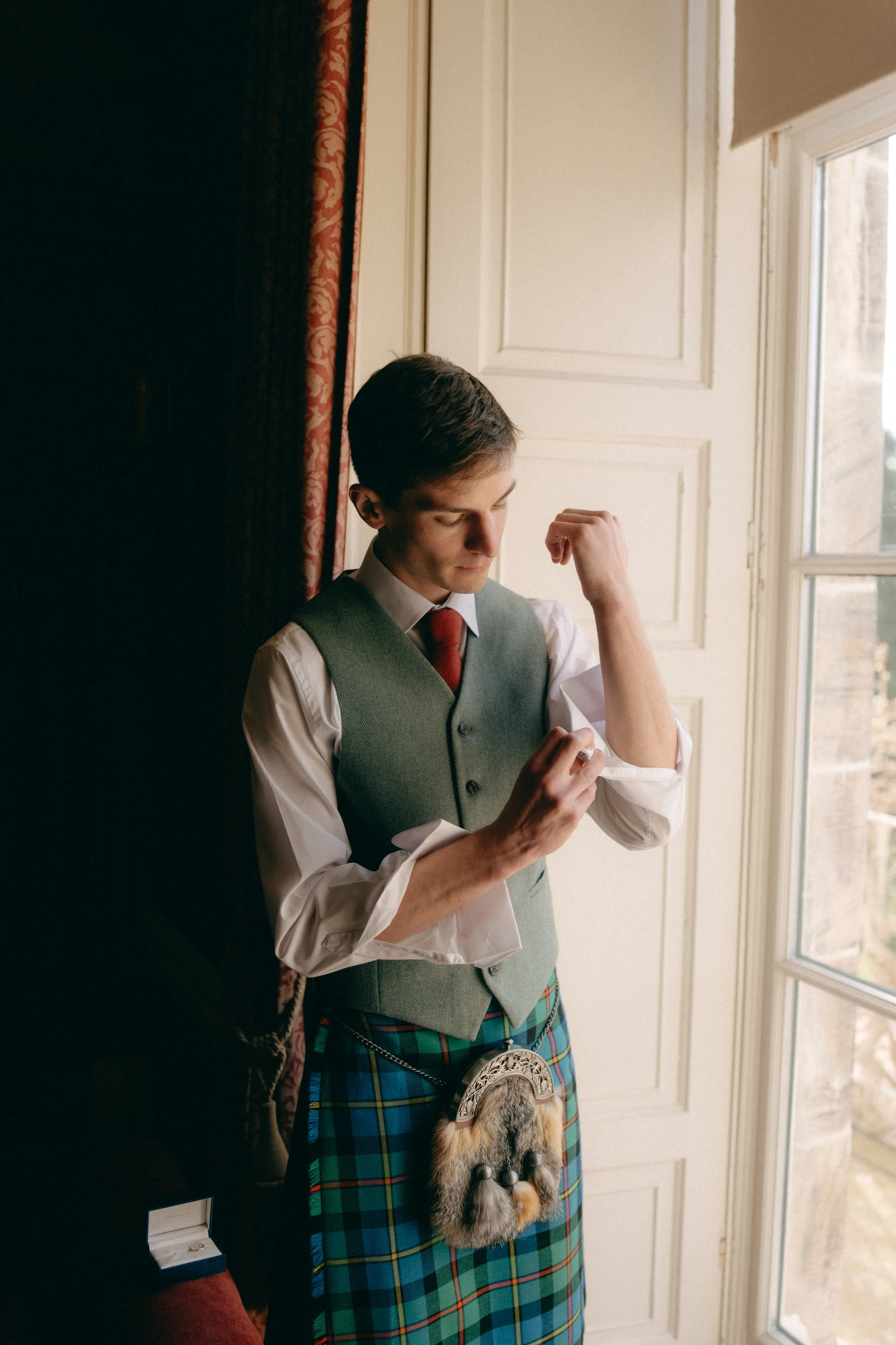 Winton Castle Wedding Photography - Digital & Film 6.jpg