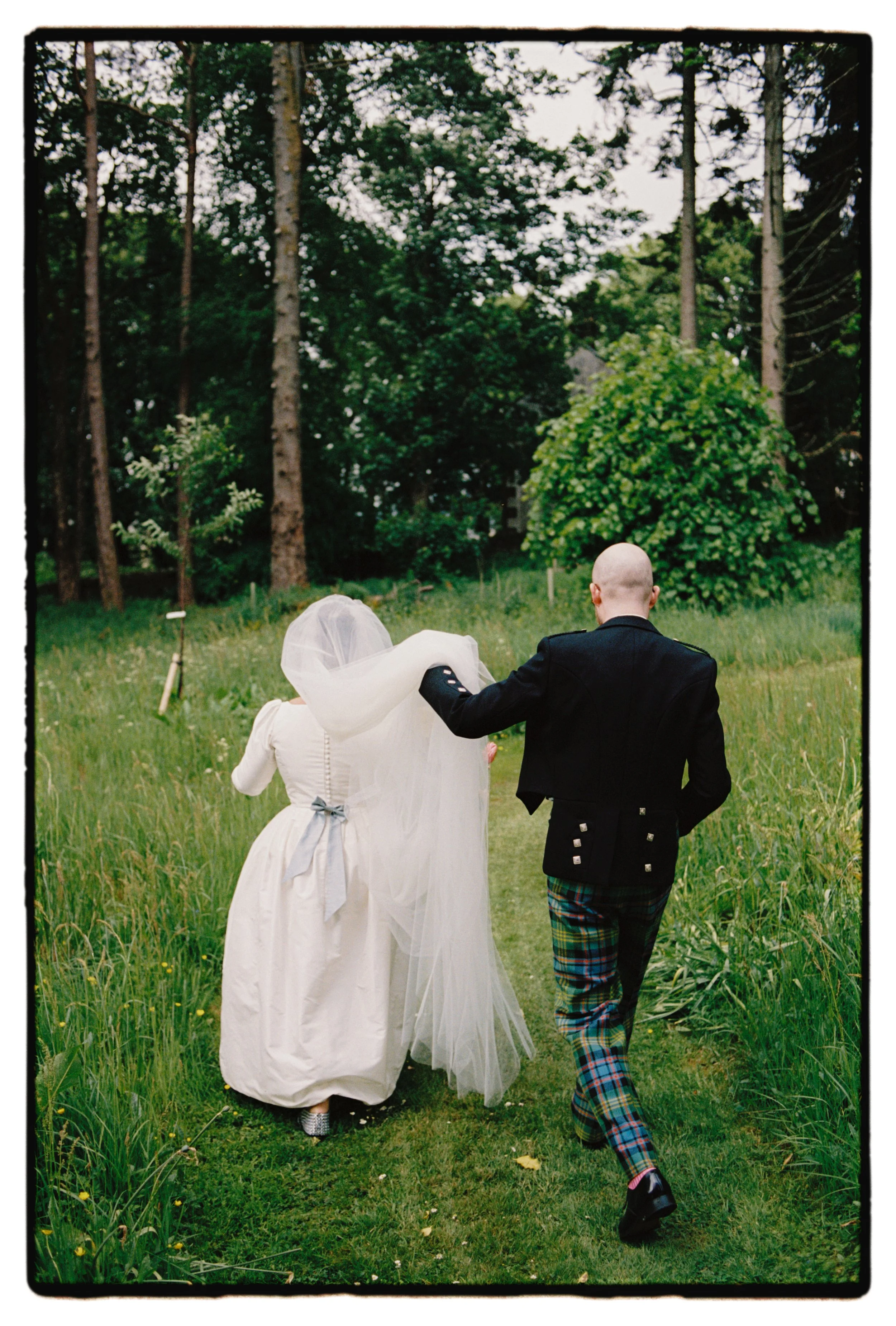 Scottish Borders Garden Wedding Photography 52.jpg
