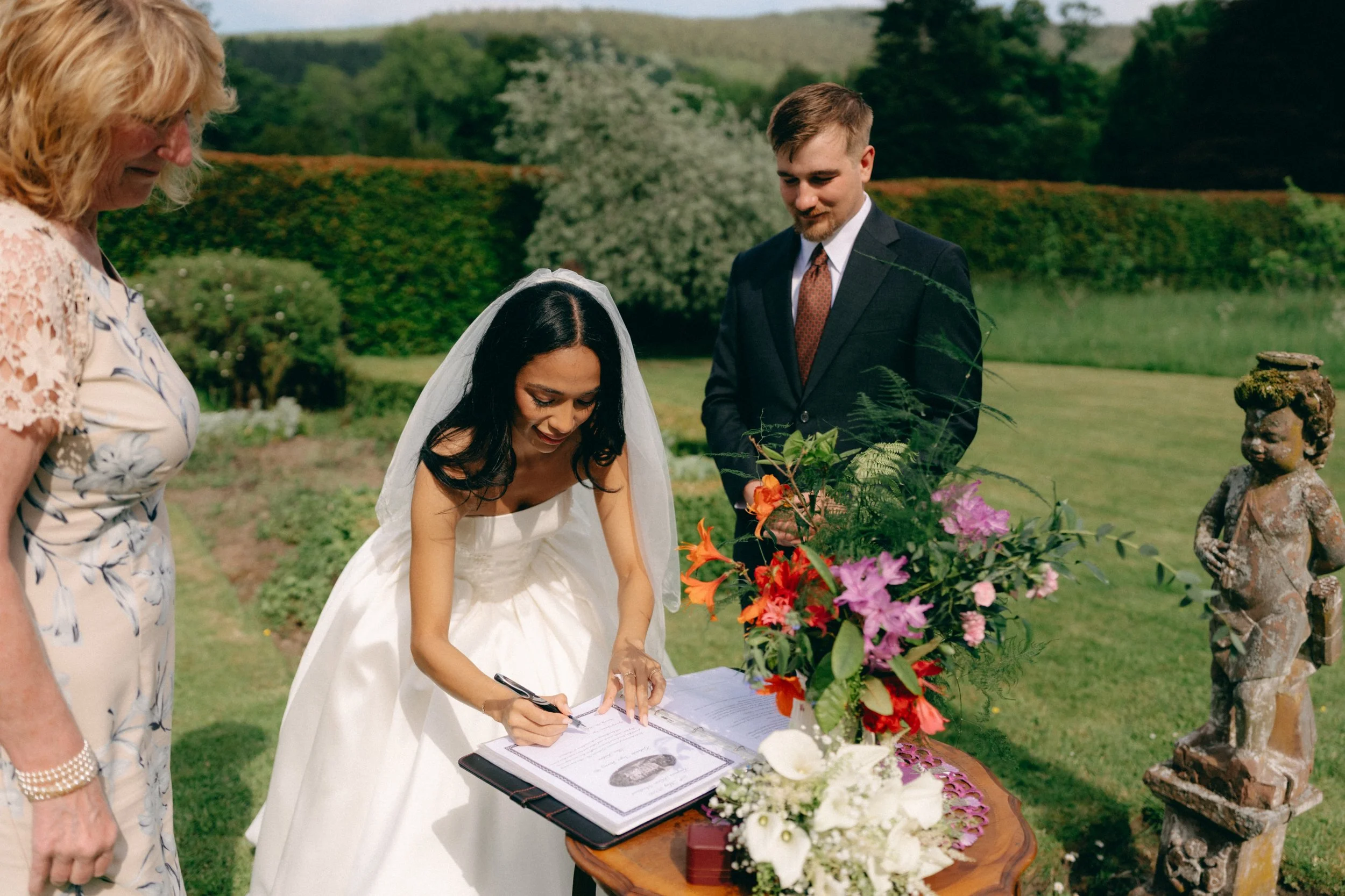 Traquair House Wedding Photography 25.jpg
