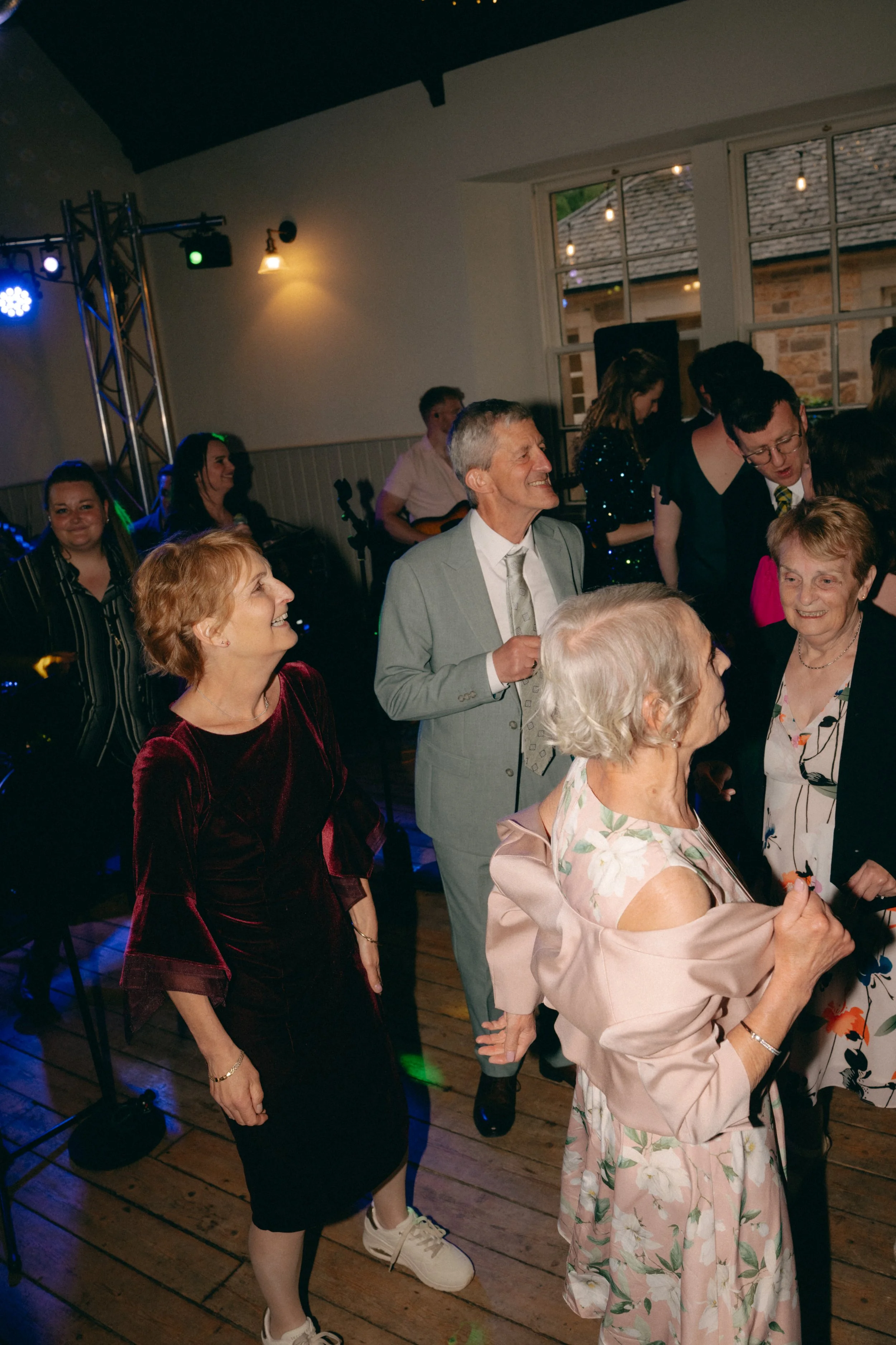 Laundry House Wedding Party 12.jpg