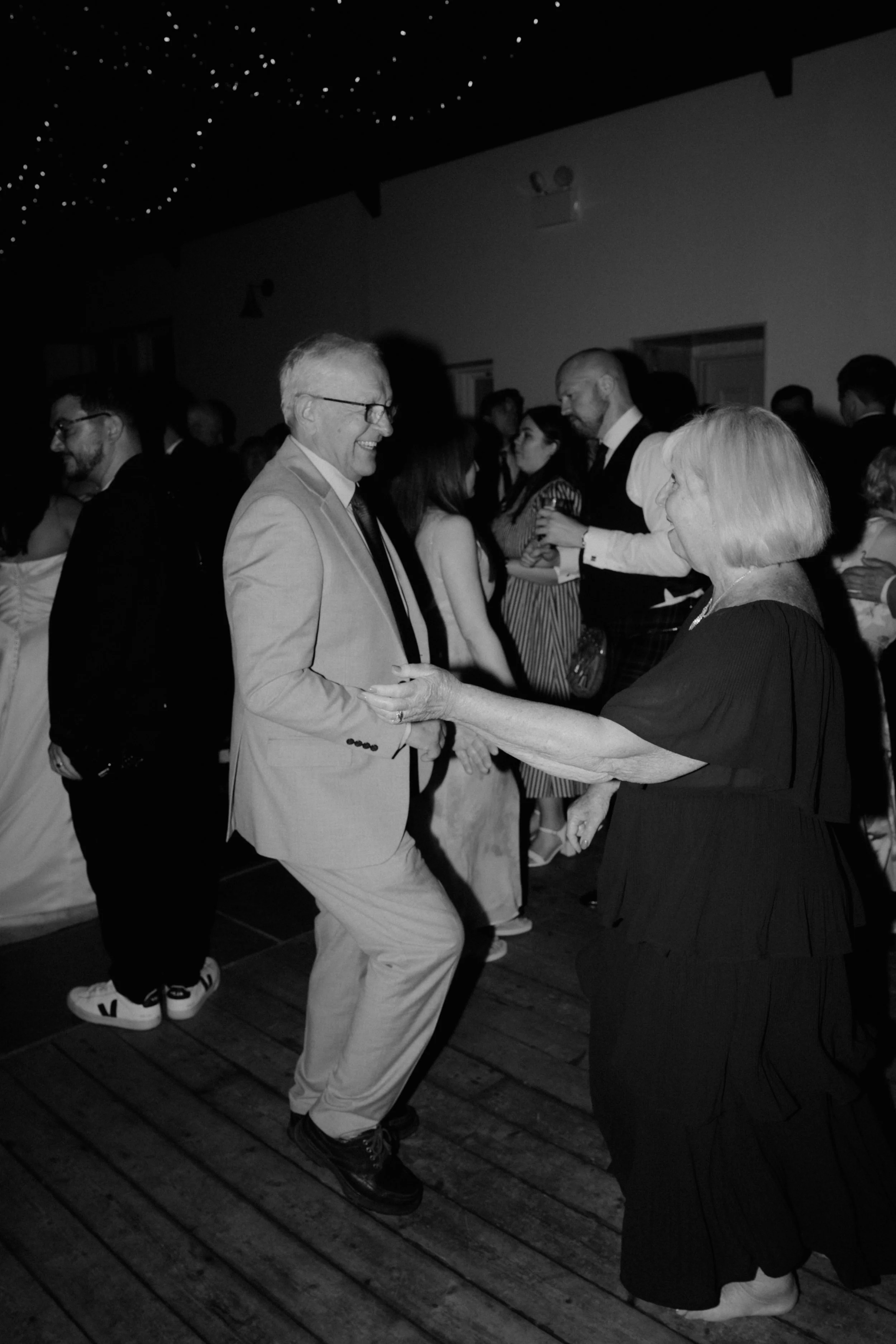 Laundry House Wedding Party 17.jpg