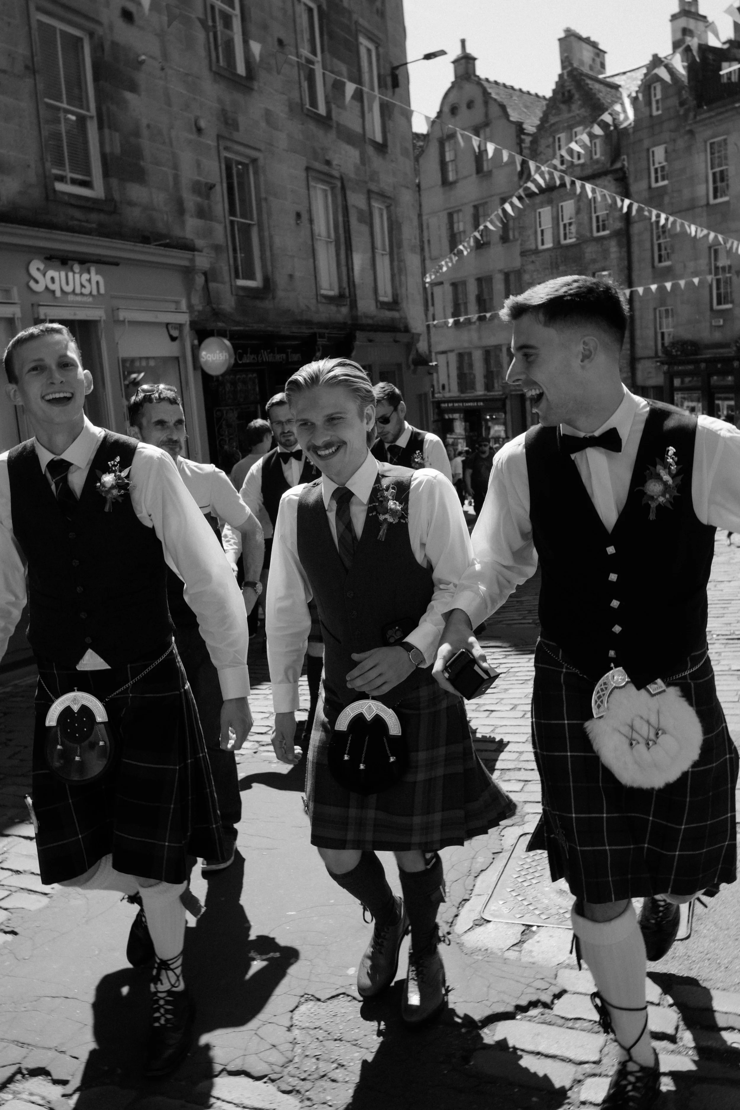Edinburgh City Chambers Eurpoean Room Wedding Photography 3.jpg