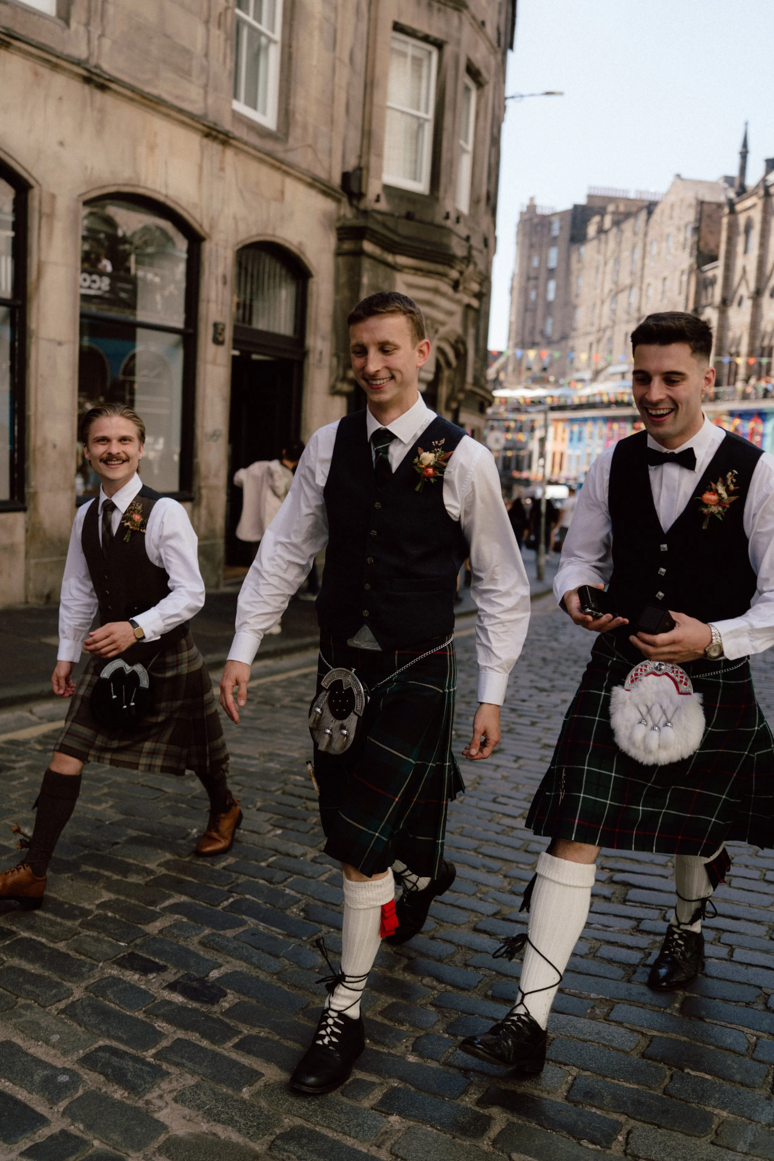 Edinburgh City Chambers Eurpoean Room Wedding Photography 4.jpg
