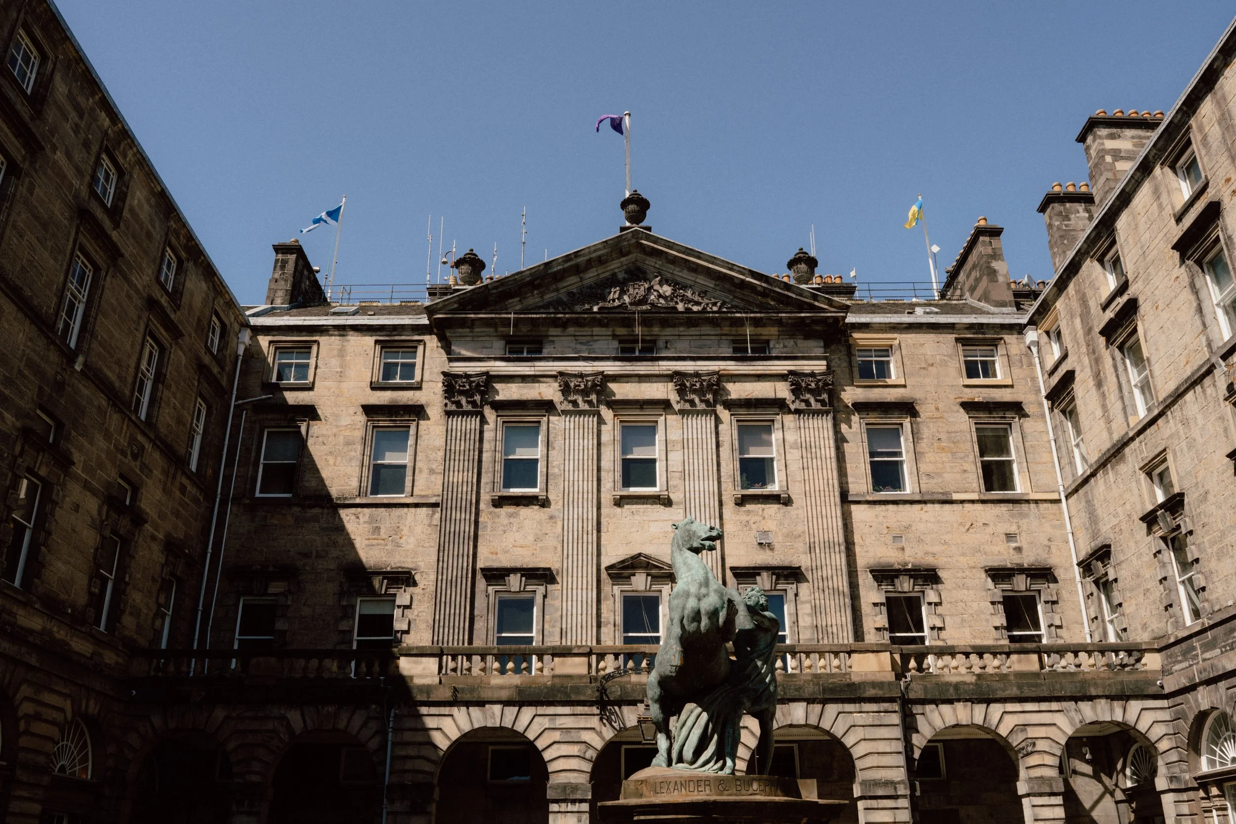 Edinburgh City Chambers Eurpoean Room Wedding Photography 6.jpg