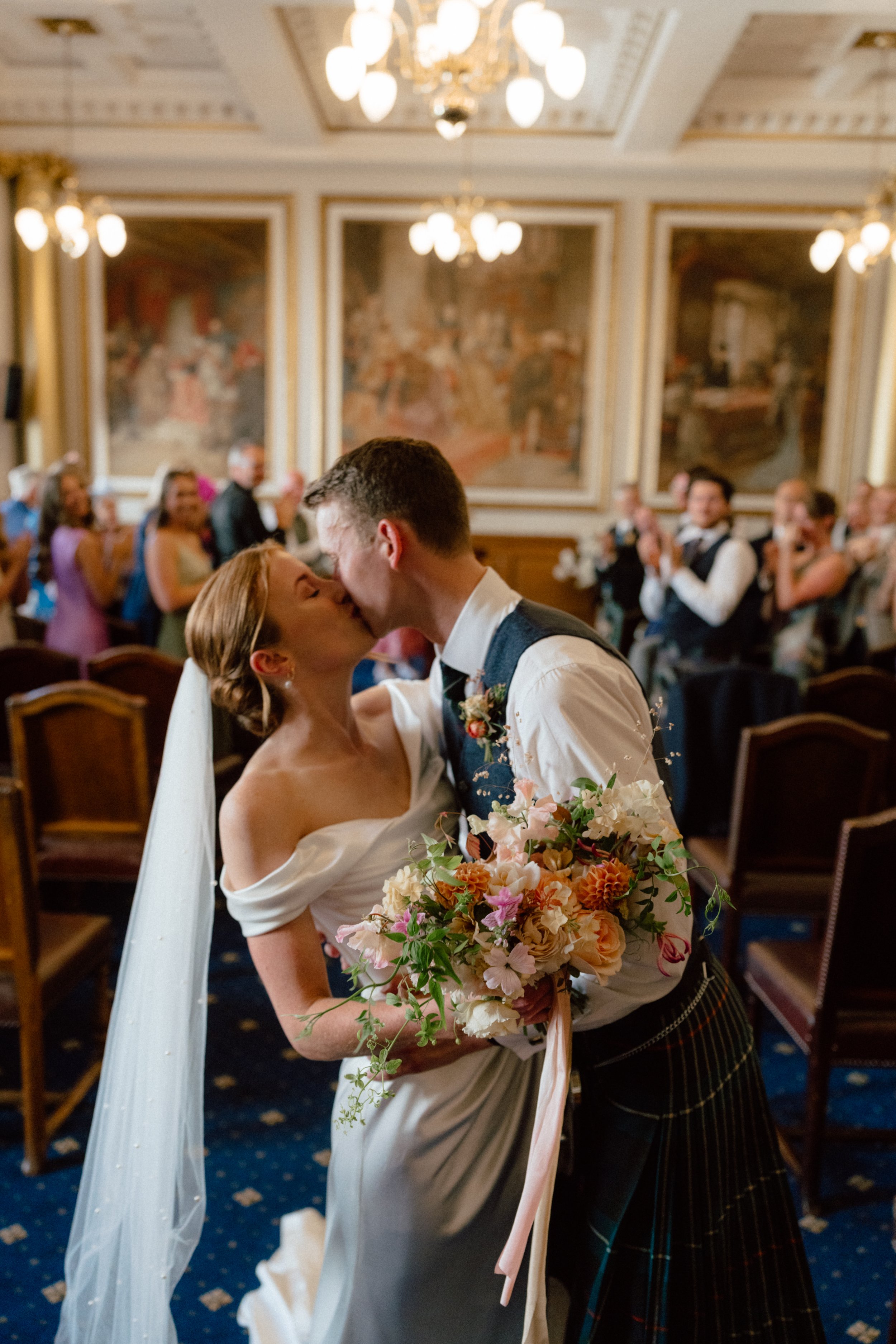 Edinburgh City Chambers Eurpoean Room Wedding Photography 32.jpg