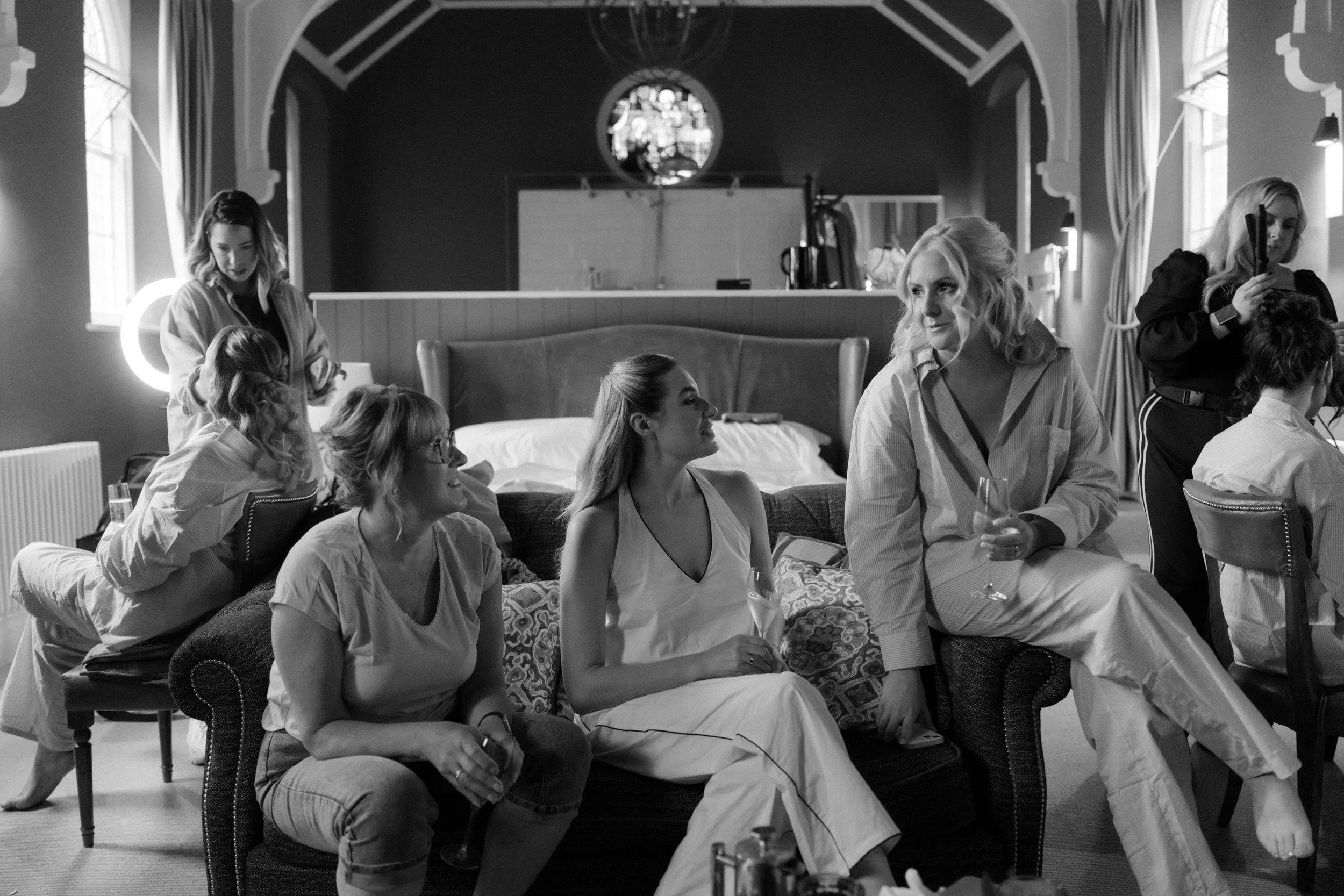 Bridal Prep at the Cookie Jar Hotal Alnwick2.jpg