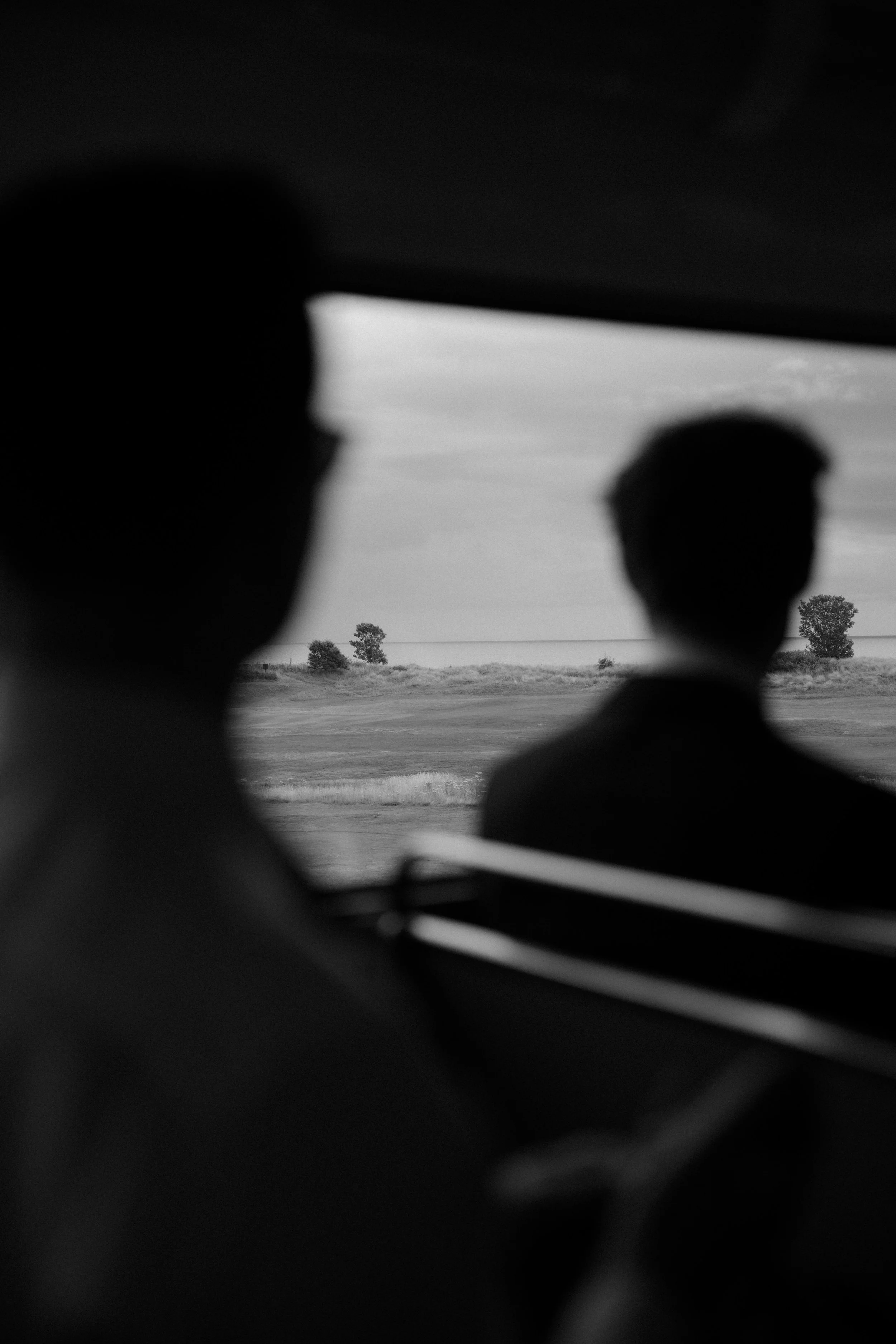 Groom Prep Photos in Alnmouth, Northumberland 14.jpg