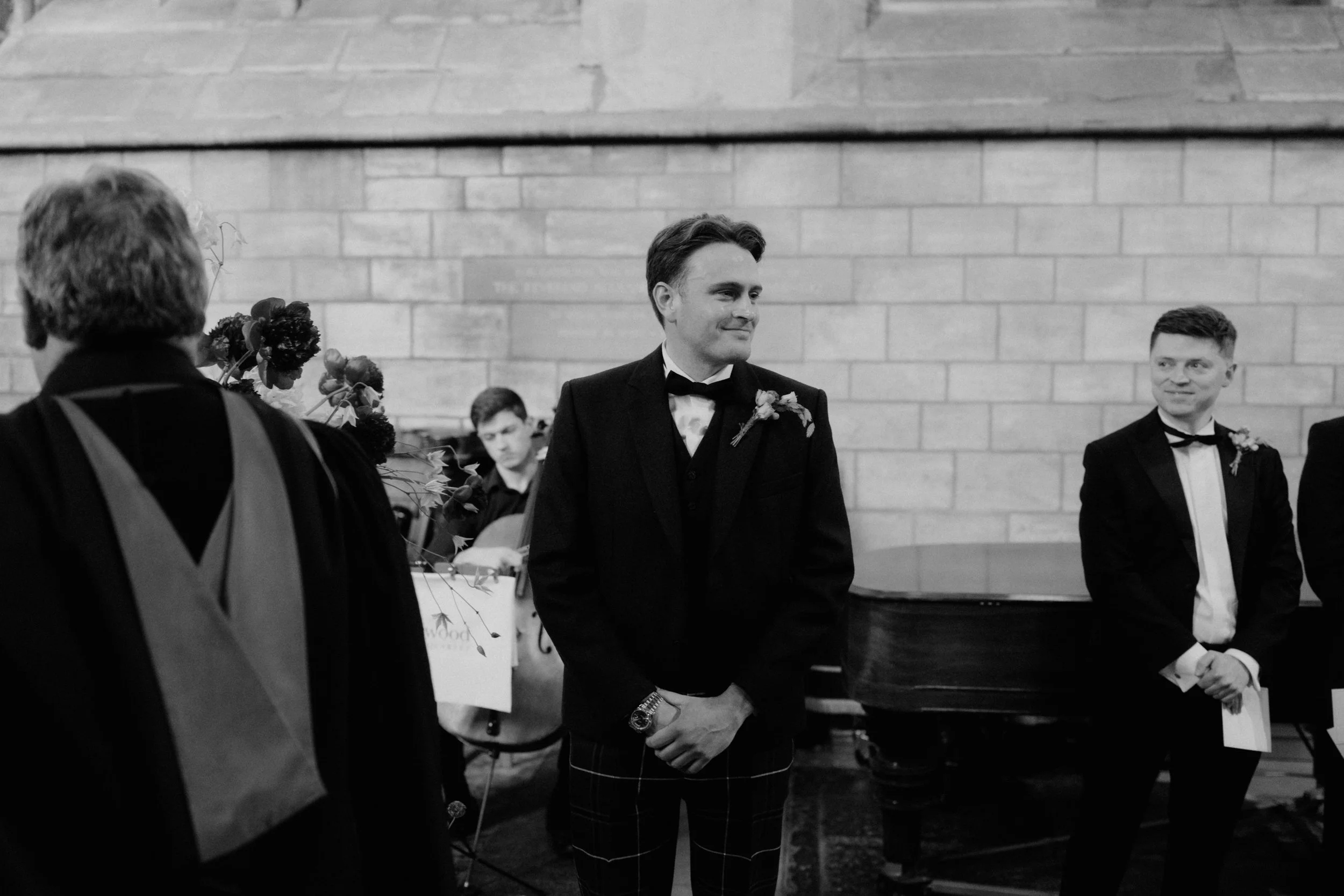 Dunblane Cathedral Wedding 16.jpg