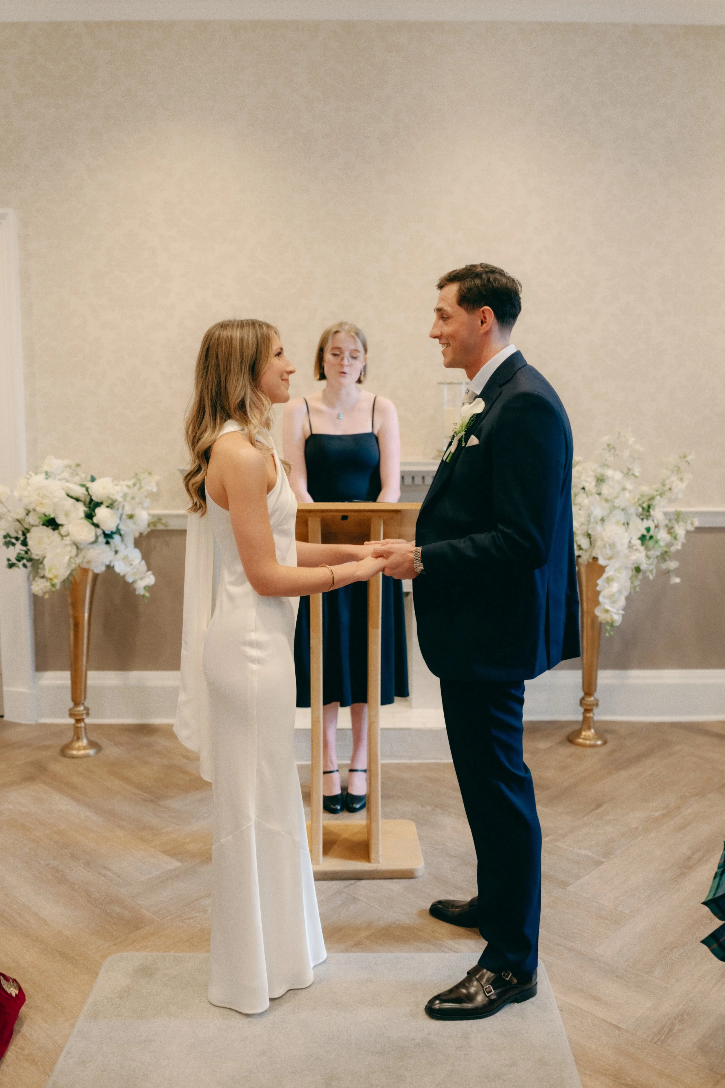 Alexander Suite City Chambers Wedding 14.jpg