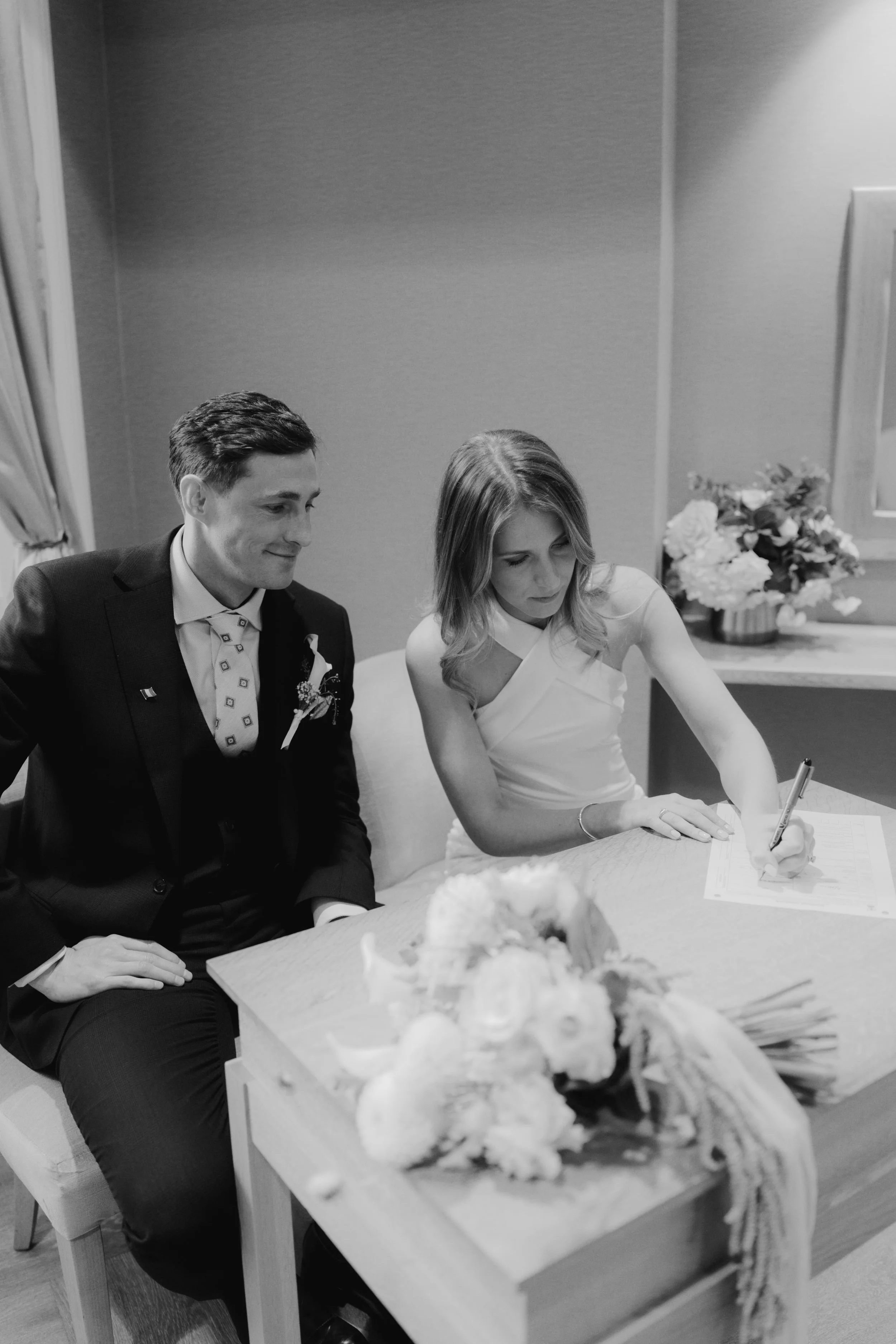 Alexander Suite City Chambers Wedding 20.jpg