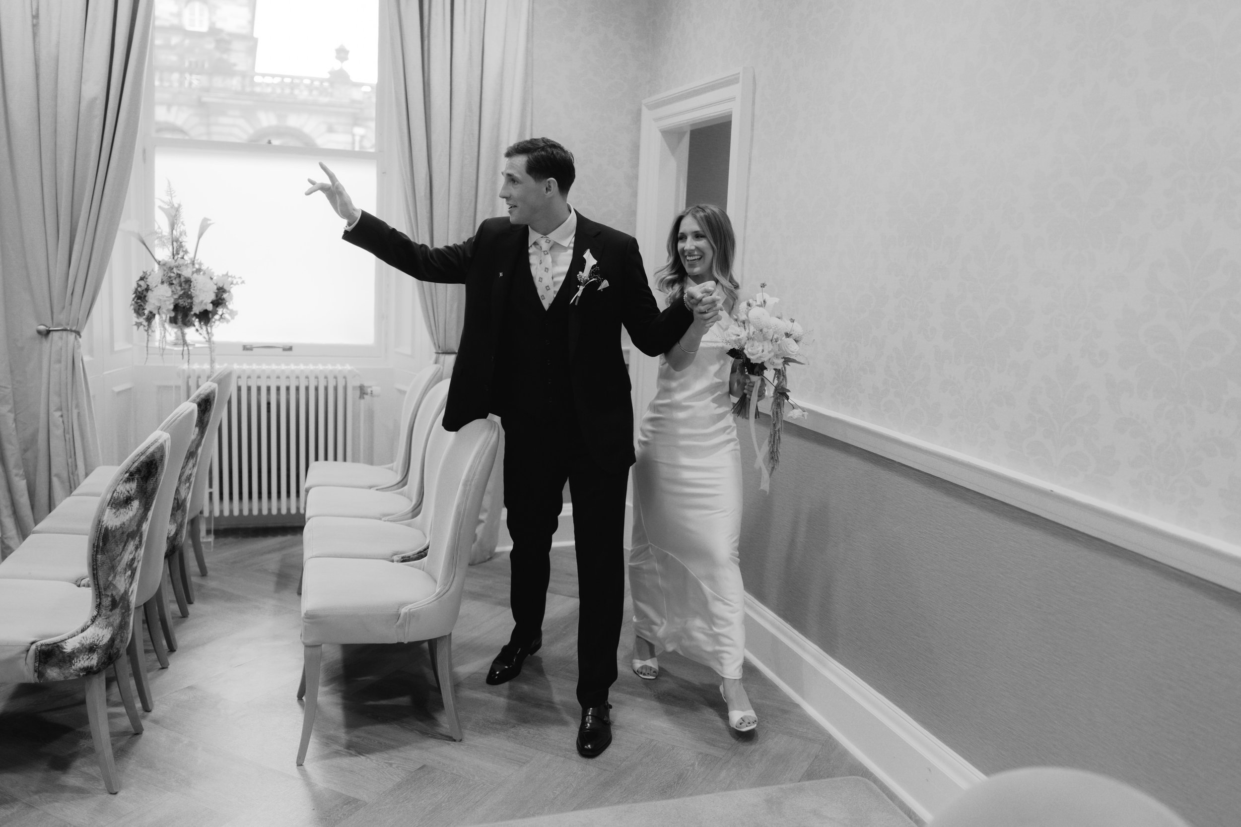 Alexander Suite City Chambers Wedding 22.jpg