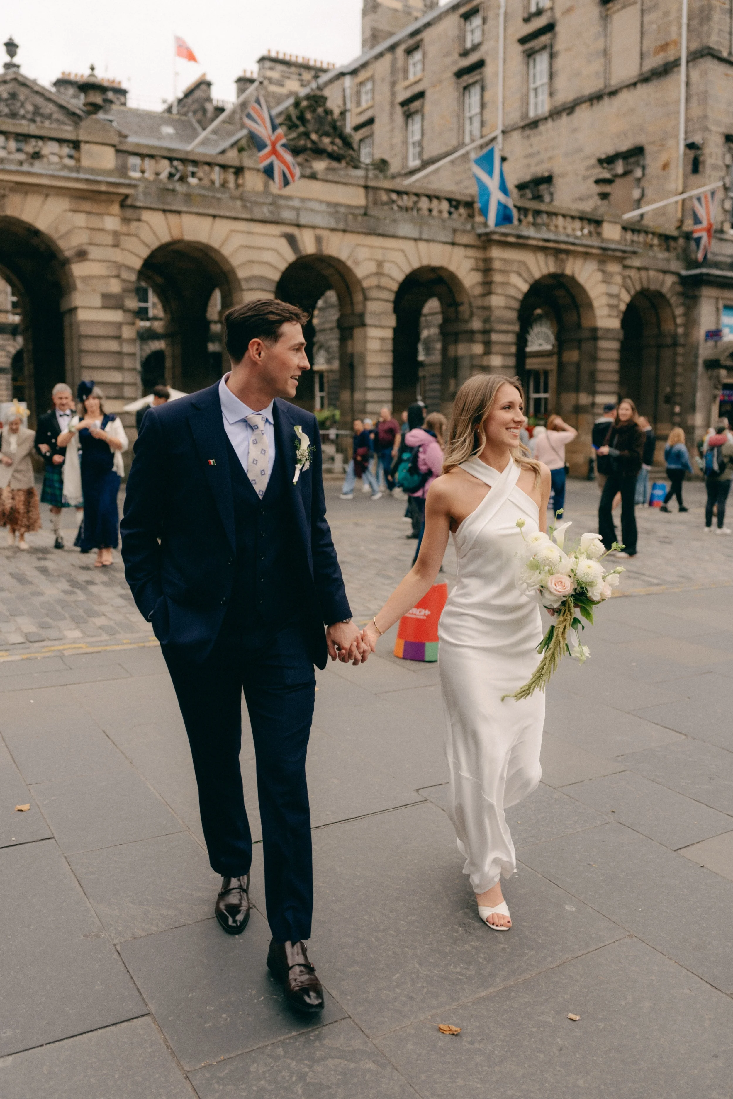 Edinburgh Old Town Wedding Family Photos 1.jpg