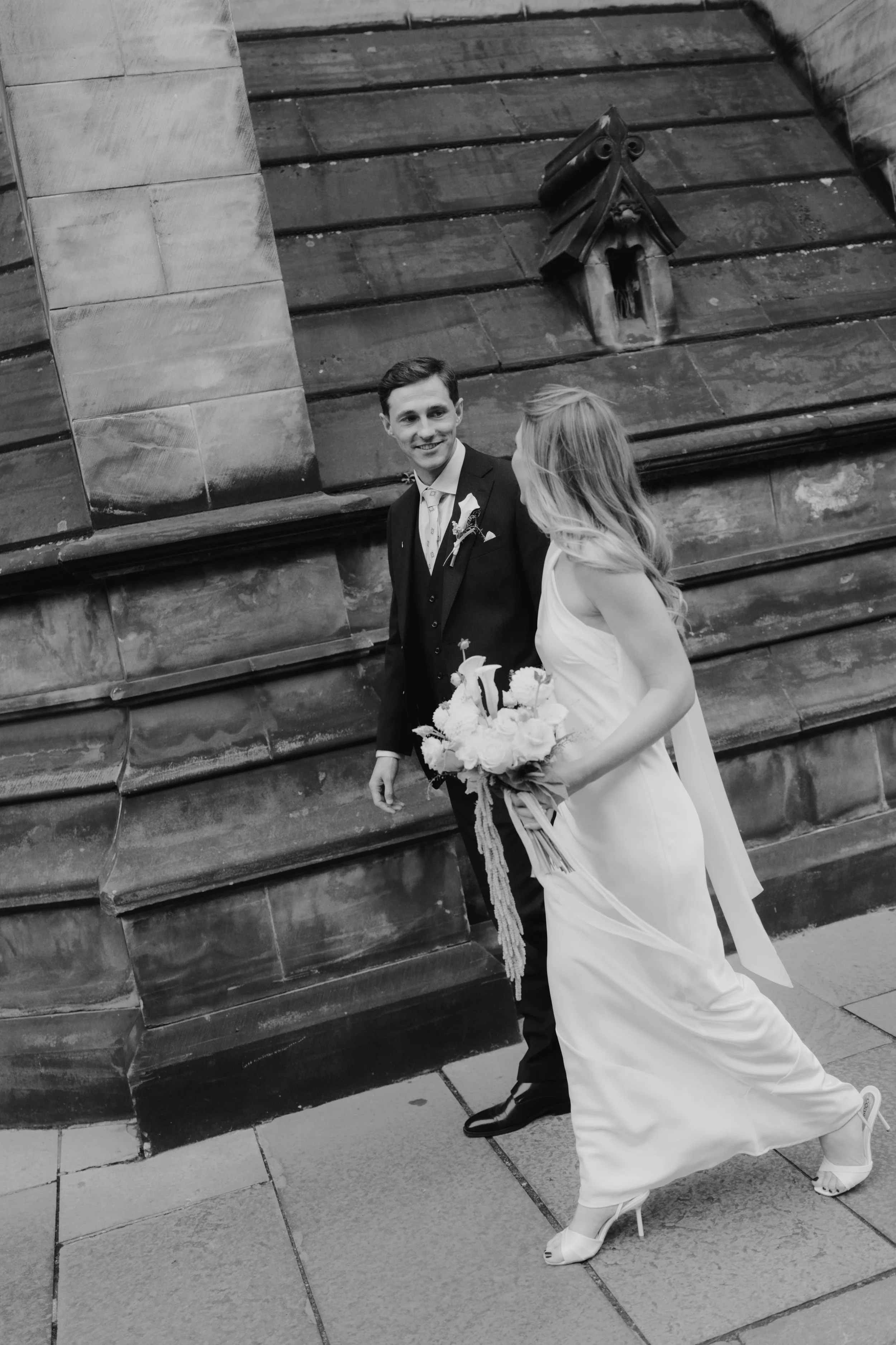 Relaxed Wedding Photography in Edinburgh 6.jpg