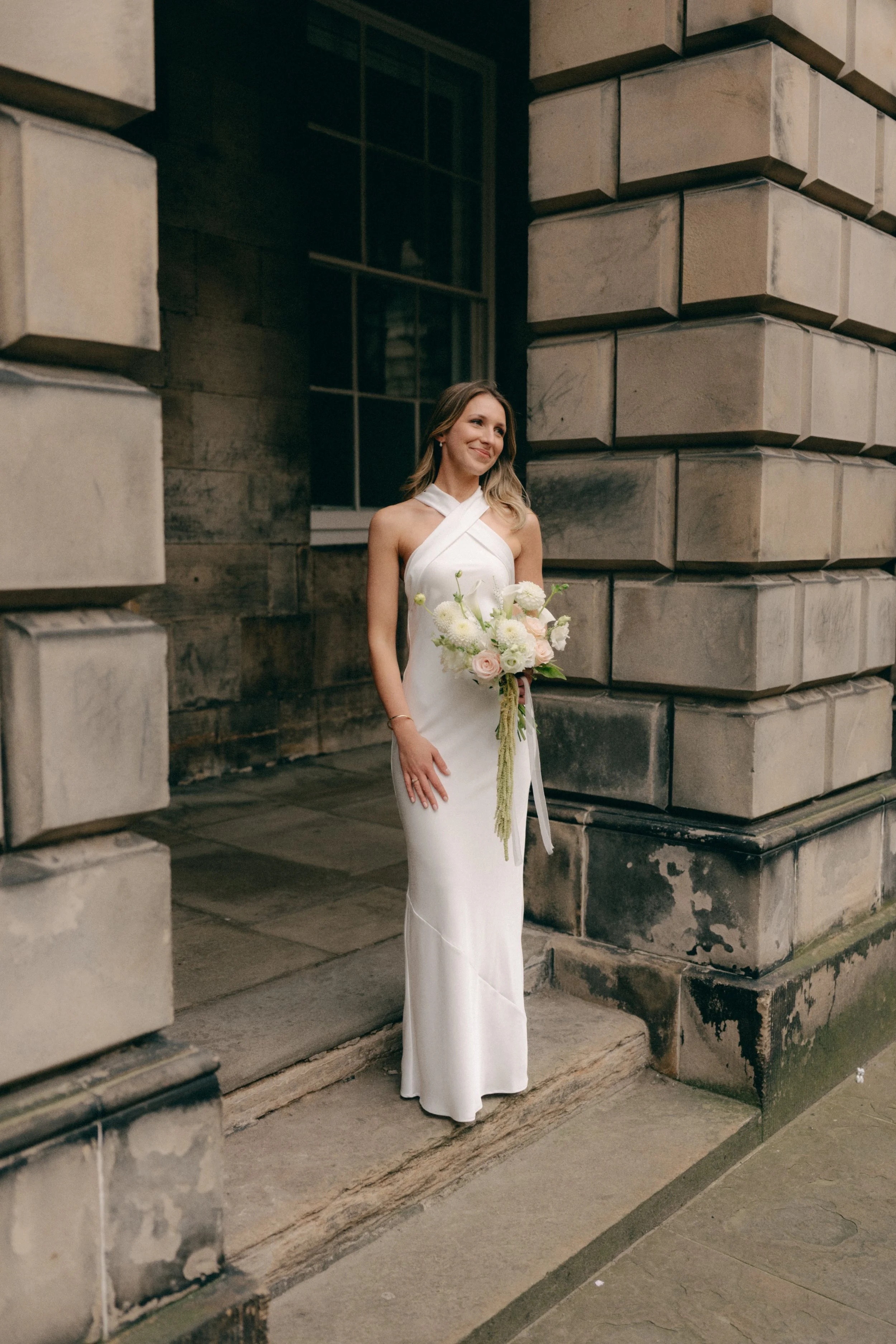 Relaxed Wedding Photography in Edinburgh 10.jpg