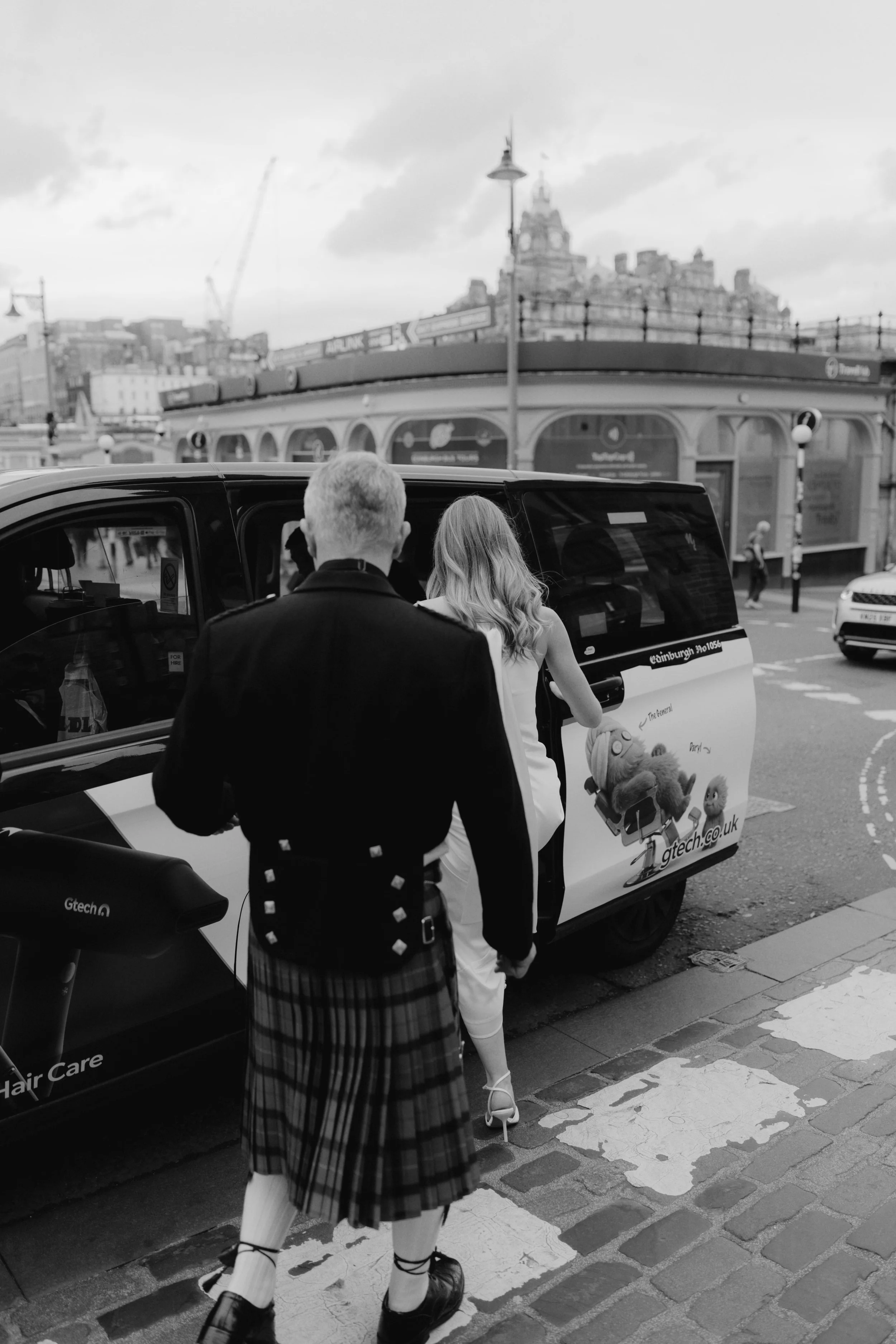 The Devil' Advocate Edinburgh Wedding 22.jpg