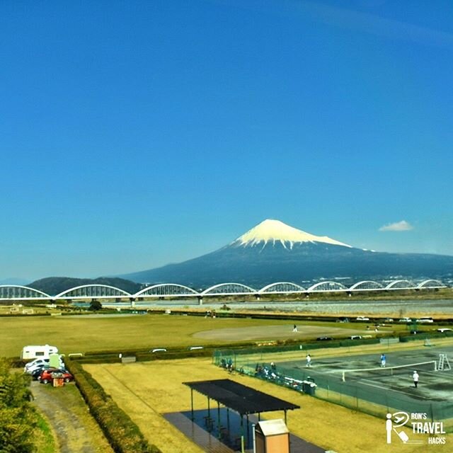Planning a trip to Japan? Do you know there are discounted DOMESTIC flight tickets that are only available to foreign tourists?
Find out more in link in bio.
#Japan #travel #holiday #discount #flights #cheapflights #日本 #mountfuji #vacation #summer #a