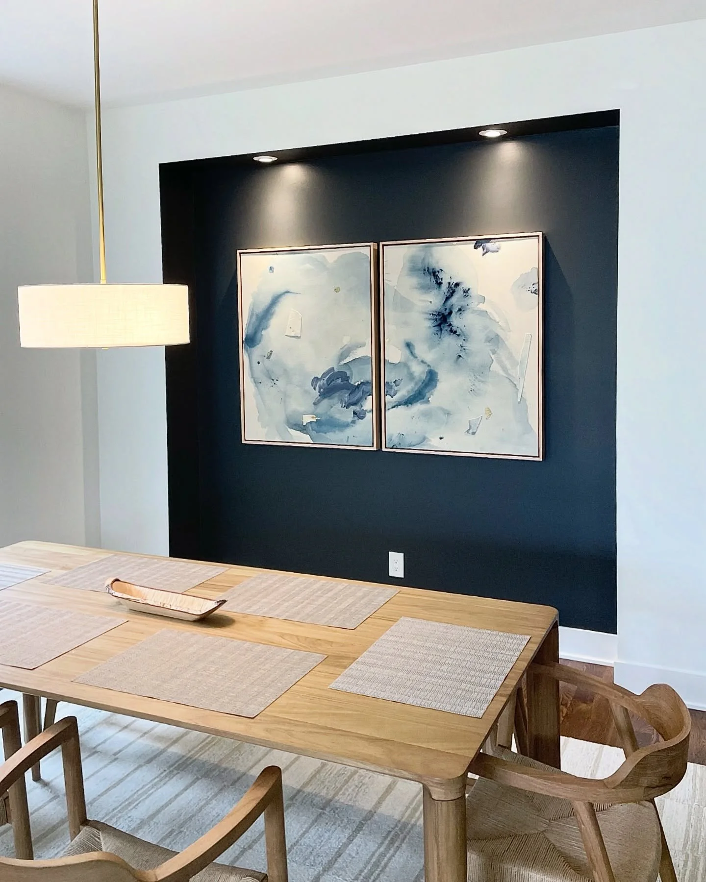 A lovely install last week! My client chose a set of indigo paintings with added collage details for this black accent wall. Each painting is 40&rdquo; x 30&rdquo; and framed in maple. Just gorgeous💙 

If you&rsquo;re interested in a custom painting