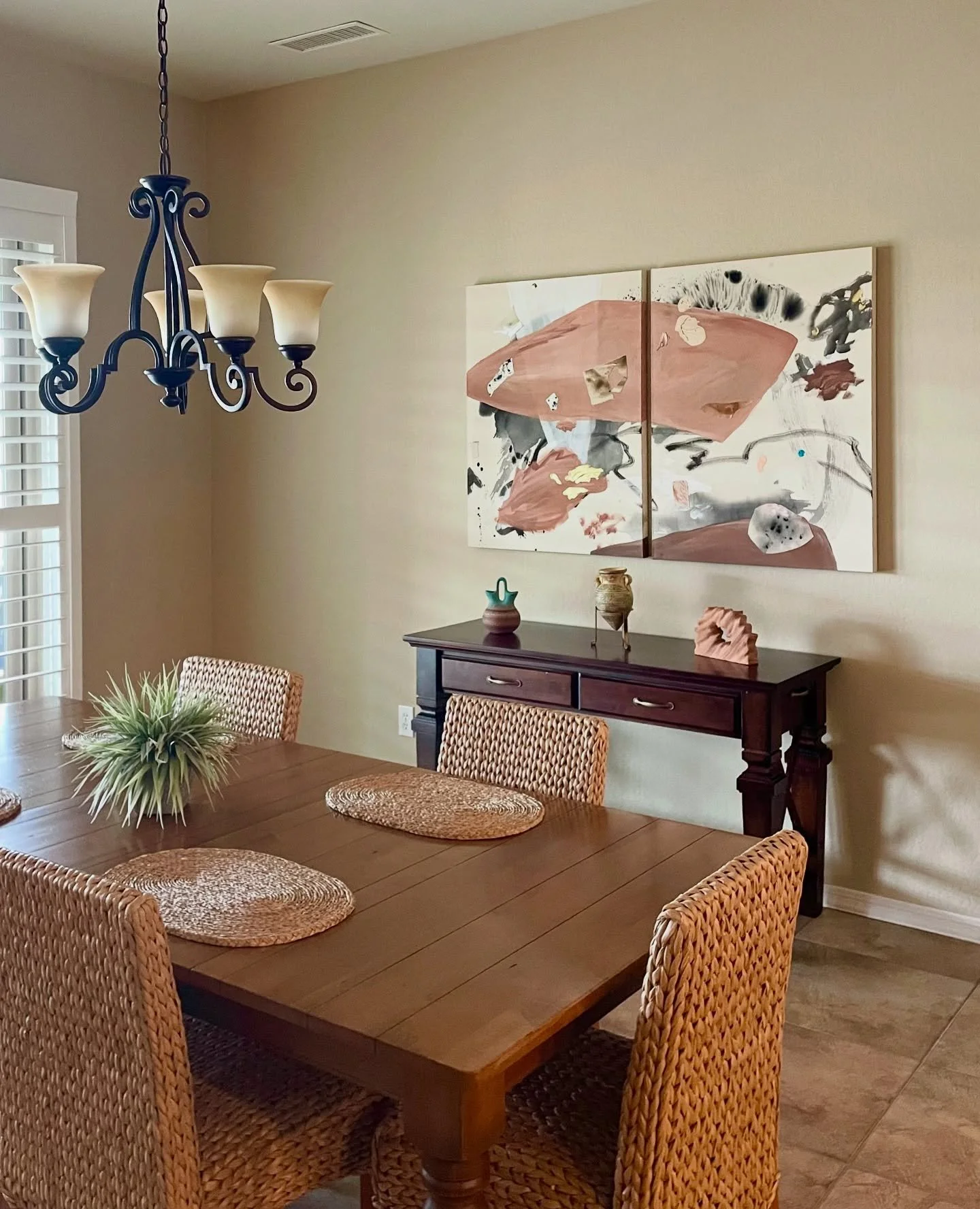 The colors of the southwest are vibrant in this piece. So lovely to see it hung in its new AZ home🏜️