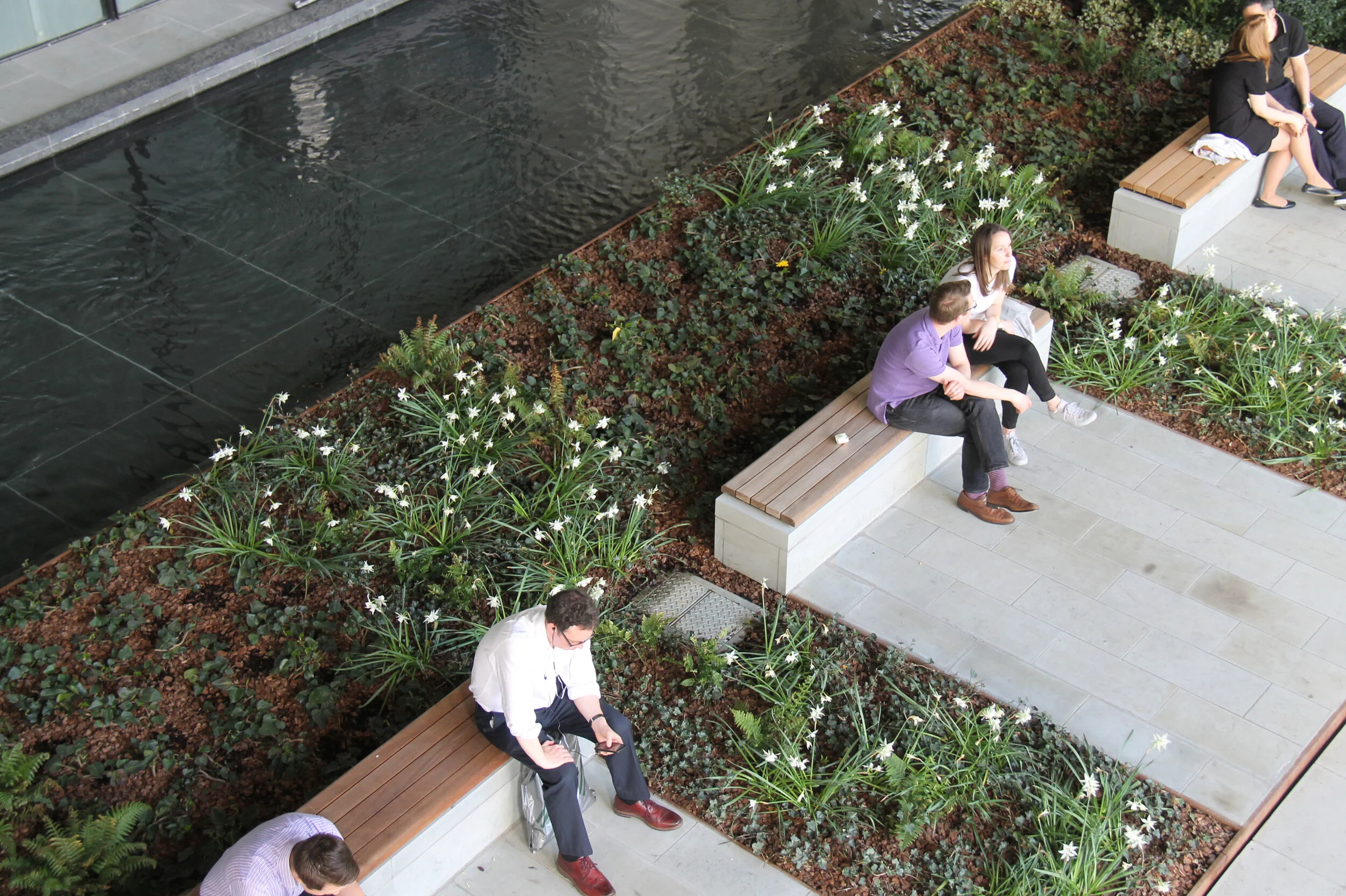 London Wall Place_Pocket Gardens_(c)Spacehub design ltd.jpg