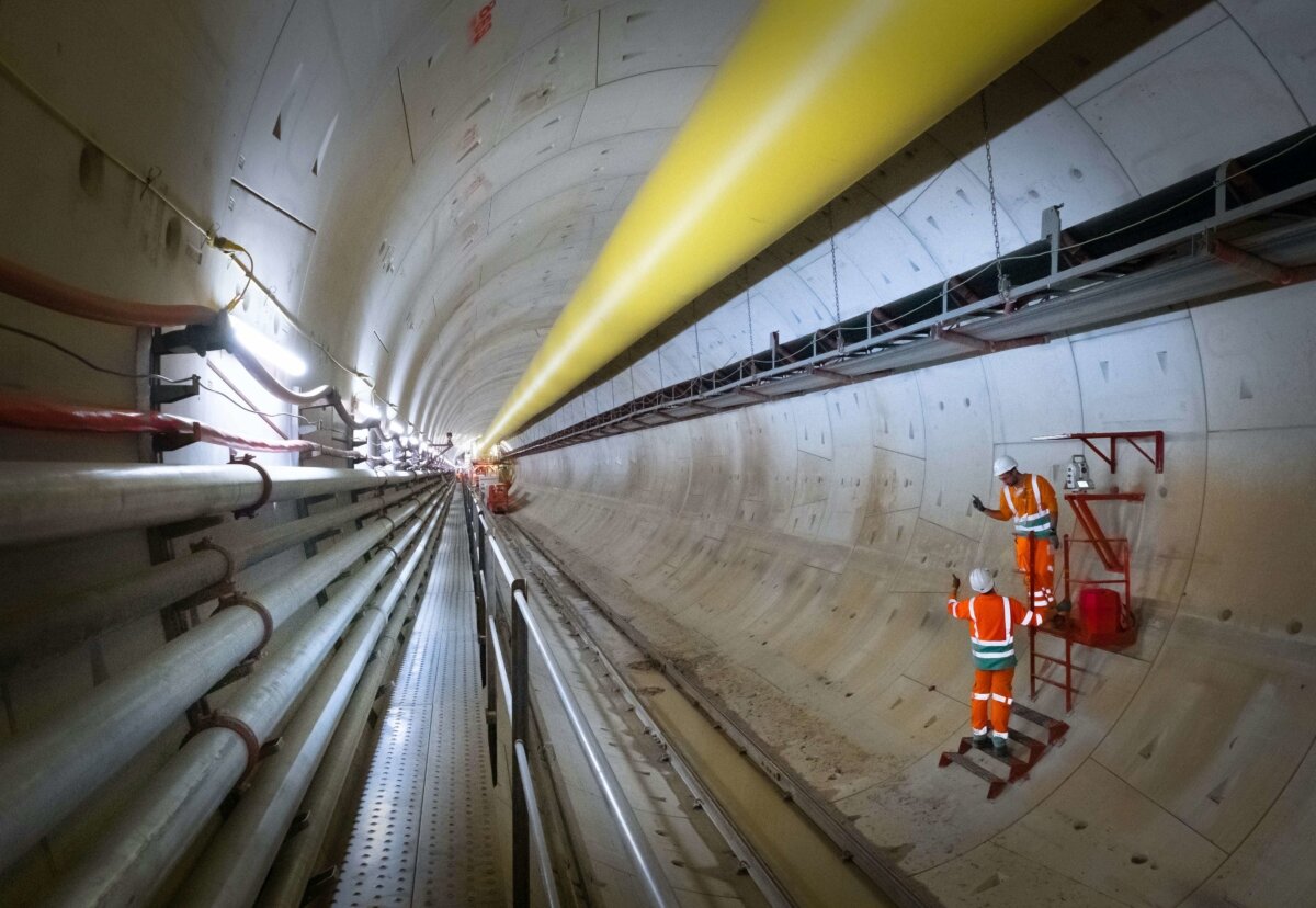 The-main-tunnel-at-Battersea-Thames-Tideway-super-sewer-1200x828.jpg