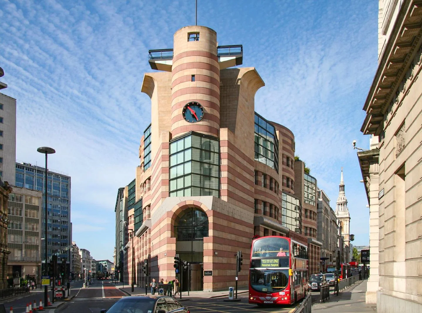 Po-Mo in the City of London Walking Tour 