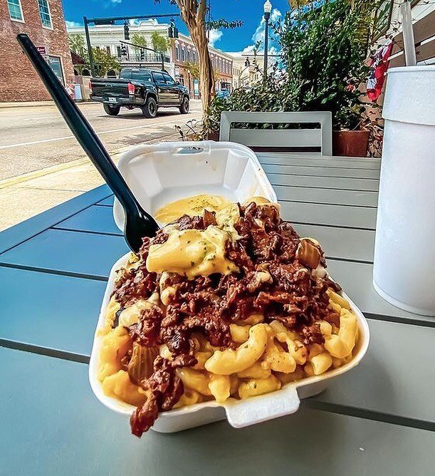 We love customer photos!

Thanks for coming by and hanging in The Garden, @mobes1996! We also hope you enjoyed that beautiful looking pile of @meltpensacola mac n cheese. 🤤

📸: @mobes1996

🍴EAT WITH US⁣
11-9⁣
⁣
🍹DRINK WITH US⁣
11-'til

🌱HAPPY HO