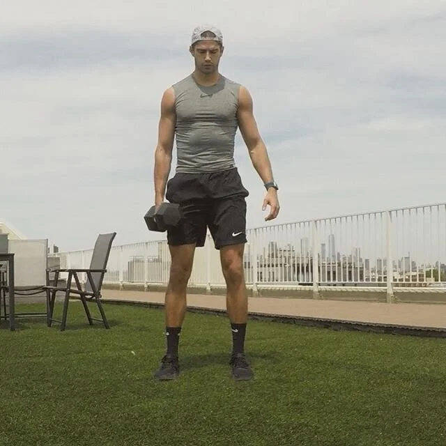 Single DB Circuit 💥 Try this during your next workout. Focus on the quality of each rep. I promise you&rsquo;ll burn just as many calories, maybe even more, if you slow it down and focus on stability and time under tension 💪🏼 .
.
.
1. DB complex x