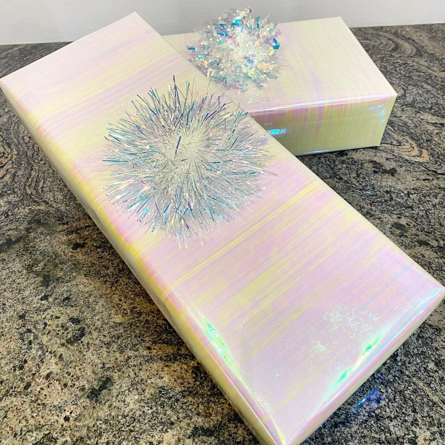 Pearl Wedding Anniversary Bundle 🦪 Our aim is to mirror our Client&rsquo;s brief throughout each stage of the gifting process! 🤍 Creating a harmonious connection between the Gifts, the Gift Wrapping &amp; the Greetings Card. ✨ #gifting #bespokegift