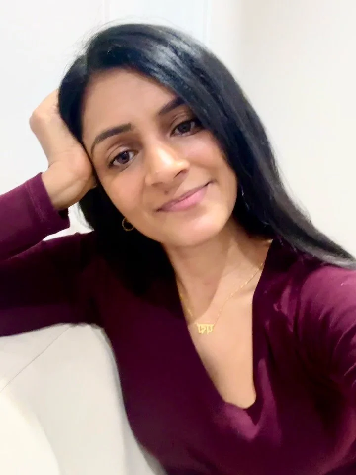 January you reminded me what is truly important &amp; showed me how beautiful life gets to be when we take the pressure off 🪄

1. Got myself a &ldquo;padma&rdquo; necklace to match the tattoo I got when I was 18 🪷

2. Stayed up late on a school nig