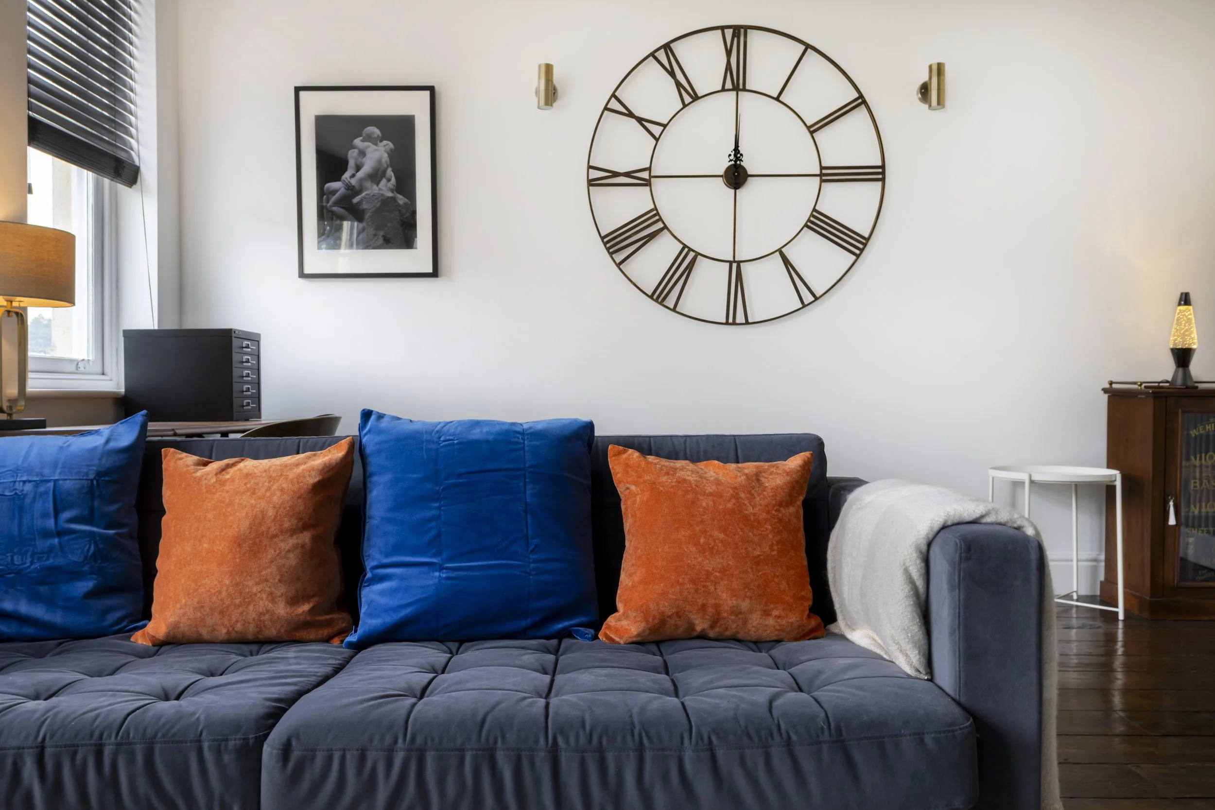 Serviced Apartments vs Airbnb: Which Is Better for Business Travellers?