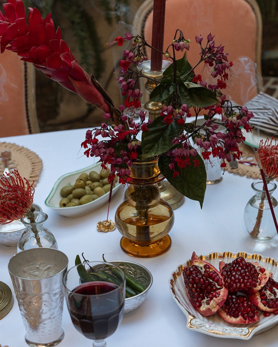 Set the scene for celebration with antique accessories that add interest &amp; unexpected details sure to elevate any table scape, whether you're hosting formal dinners or casual cocktail parties!
.
Photos by: @kathleen.Fitzgerald 
Creative Direction