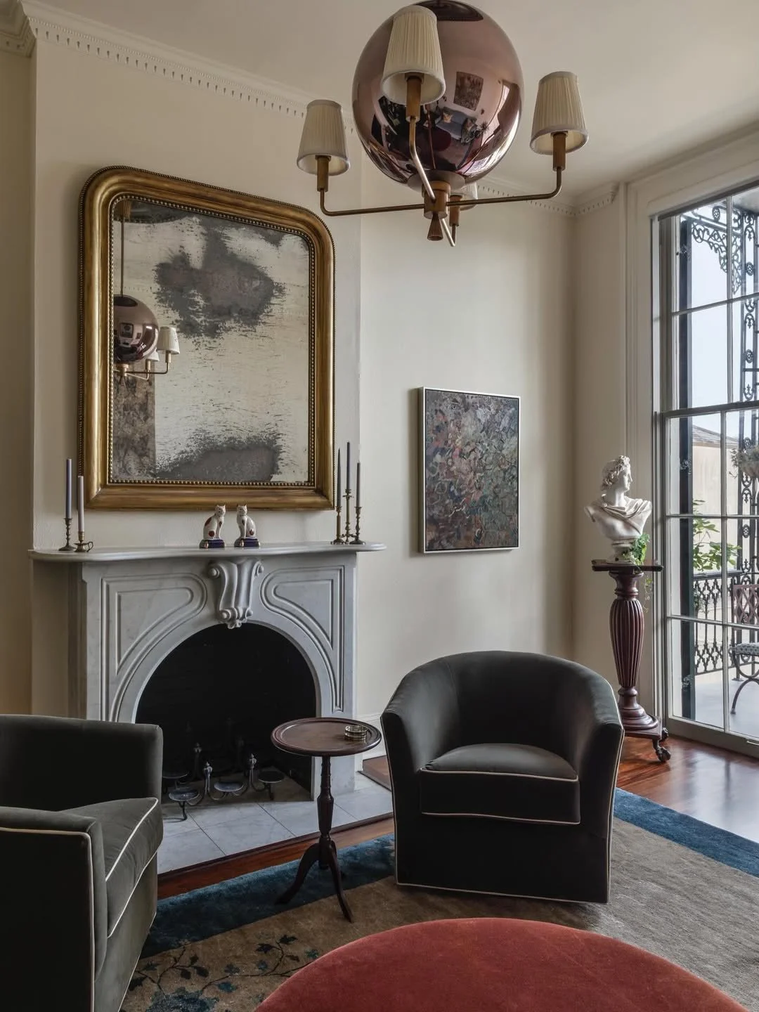 A peak into a living parlor of a French Quarter Pied-&agrave;-Terre reflecting a balanced mix of antique, vintage &amp; modern elements for a layered look with personal history!
.
Interior: @sherryshirahdesign
Photography: @jmarquephoto
Styling: @suz