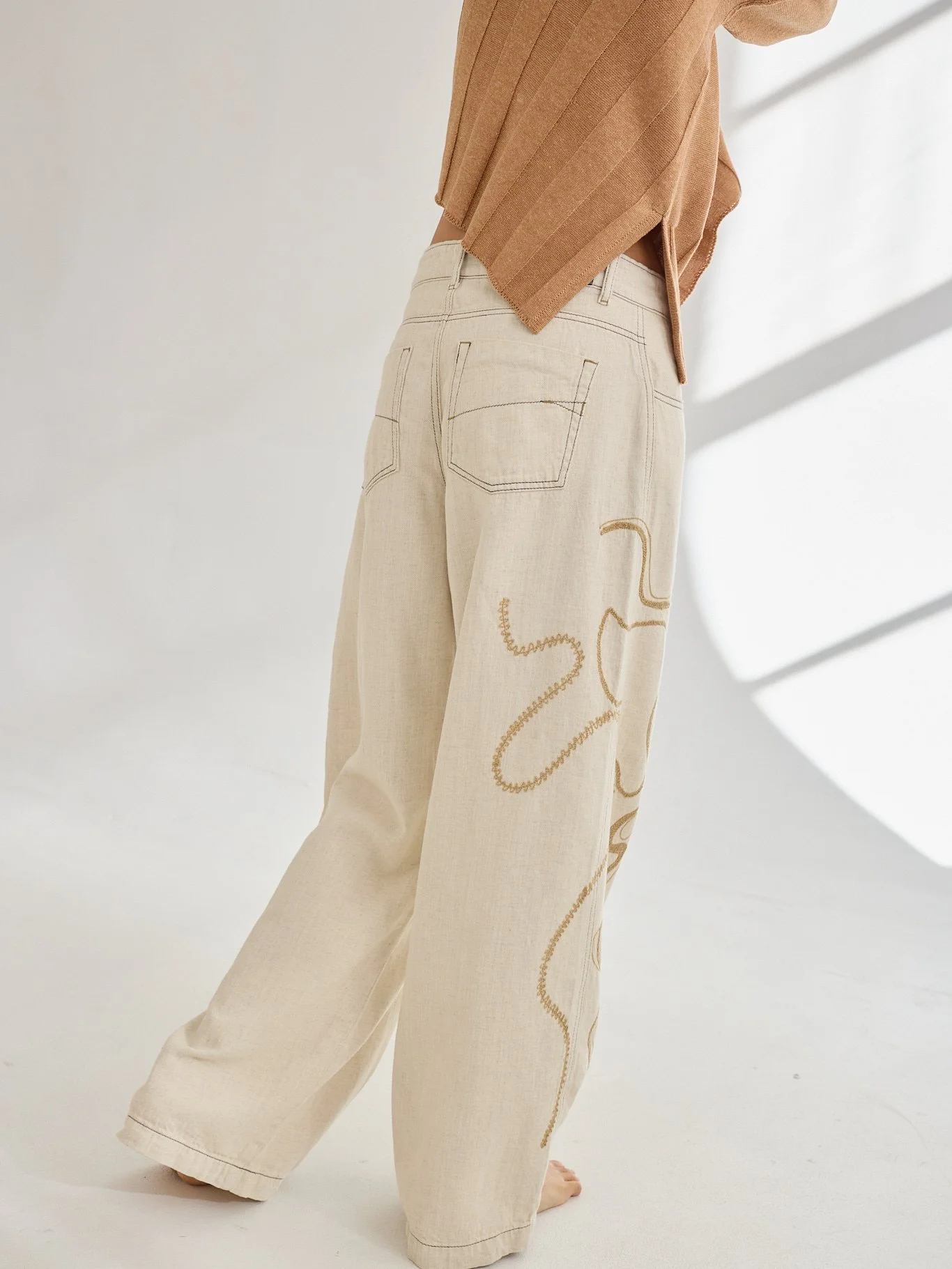Magnes Embroidered Pant(2).jpg