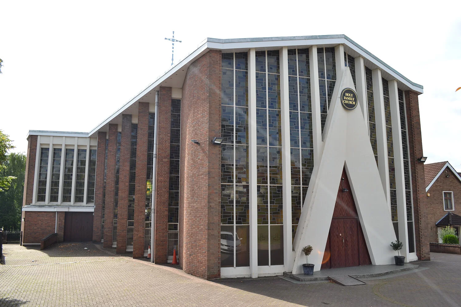 Coventry Church Modernist Holy Family Architecture