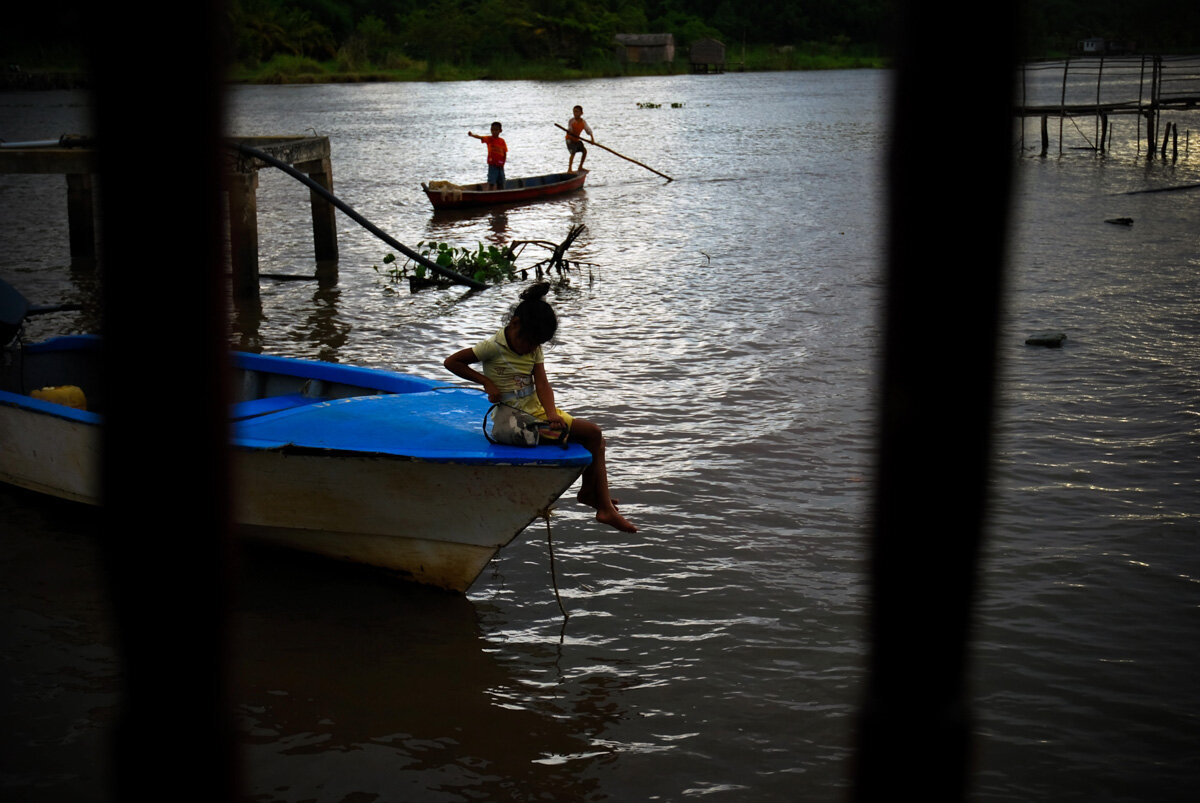 THE SINAMAICA LAGOON / LAGUNA DE SINAMAICA