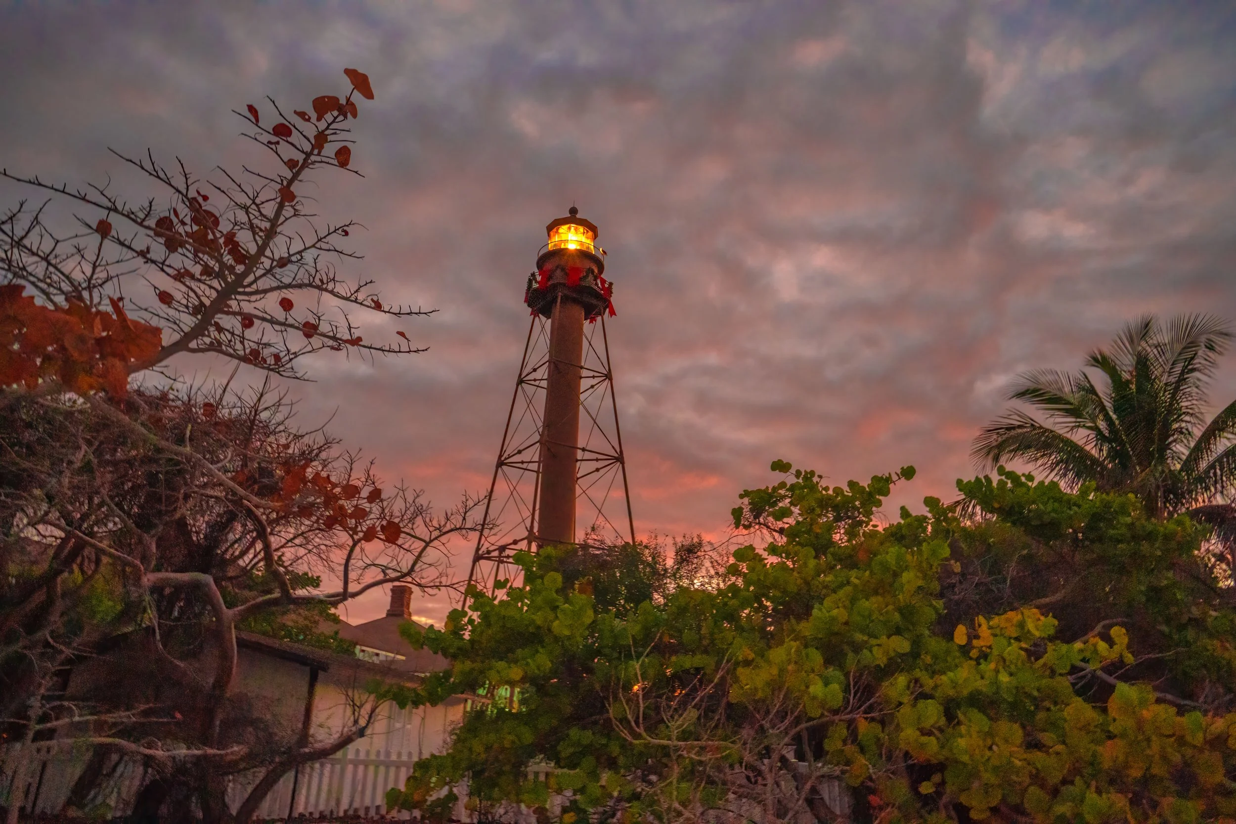 Lighthouse denoise.jpg