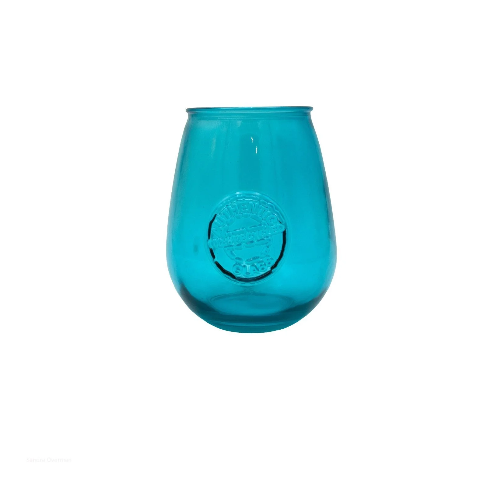 Studio product photo of a turquoise recycled glass tumbler – isolated white background e-commerce image
