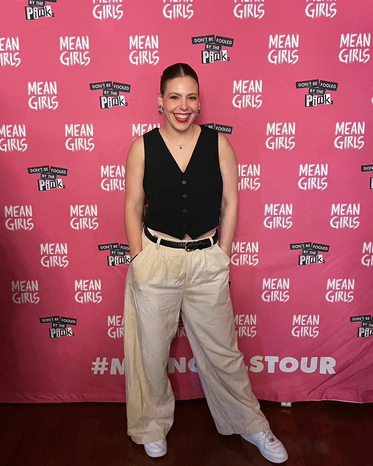 Me personally? I&rsquo;m currently living out my dreamsssss. Happy season 2 opening @meangirlsmusical 🩷✨💅🏻

Still can&rsquo;t believe I get to tell little Ariel she gets to travel North American singing and dancing on a Broadway National Tour. We 