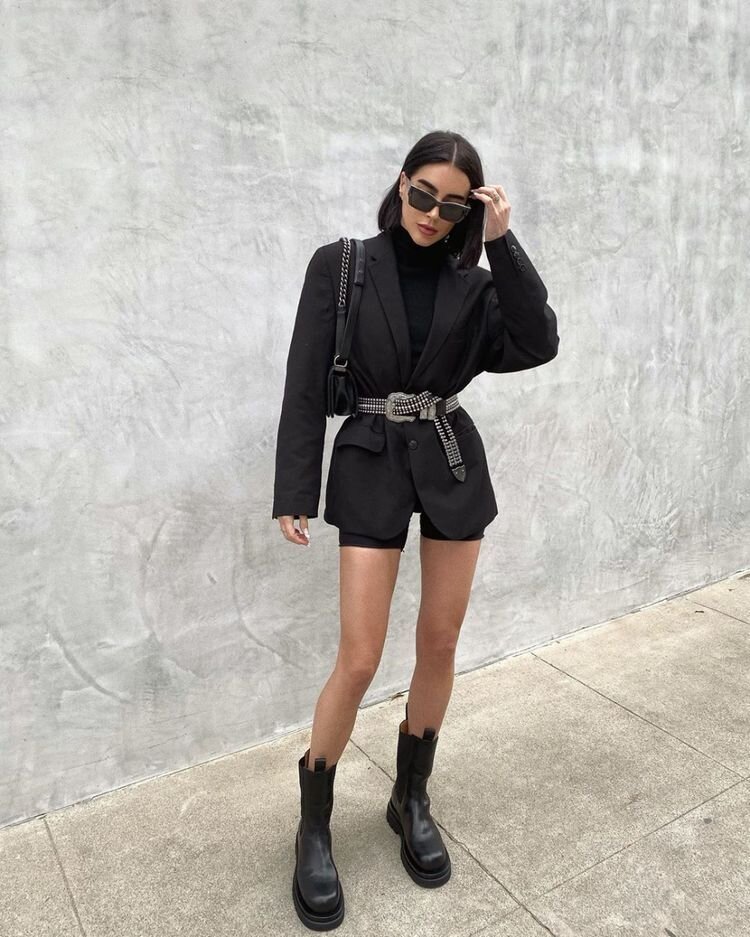 Monochrome Style Inspiration_ Sophia Roe.jpeg