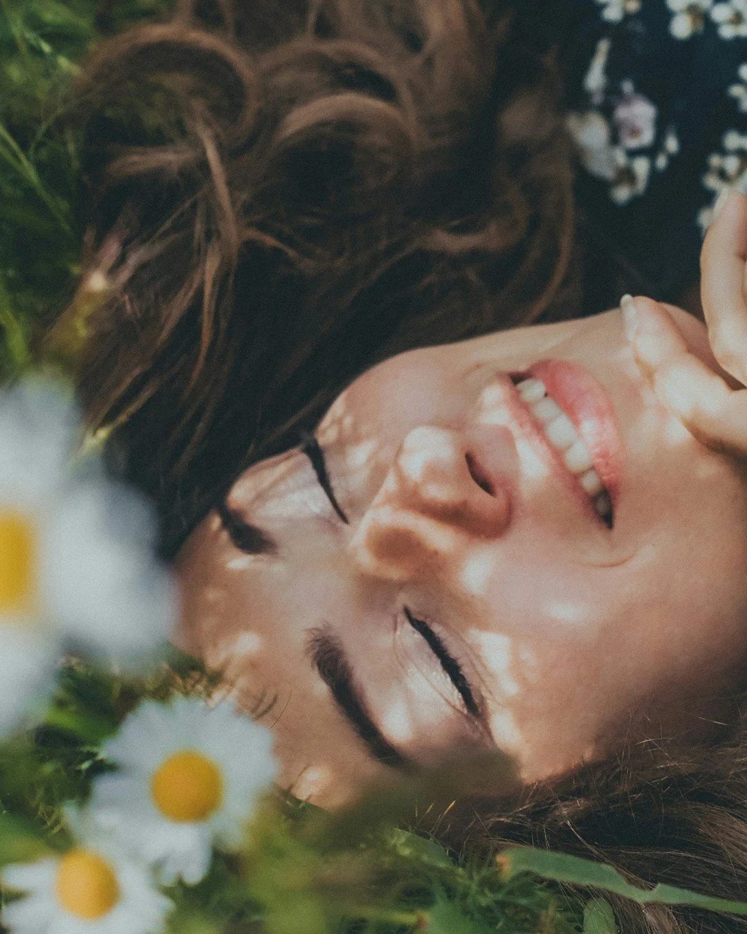 Isn&rsquo;t the word &ldquo;delight&rdquo; one of the very best words? ⁠
⁠
It speaks of wonder and love, of mystery and joy.⁠
⁠
The word &ldquo;light&rdquo; grabs my heart. I want to drape it around me, have it consume me. ⁠
⁠
You are filled with lig