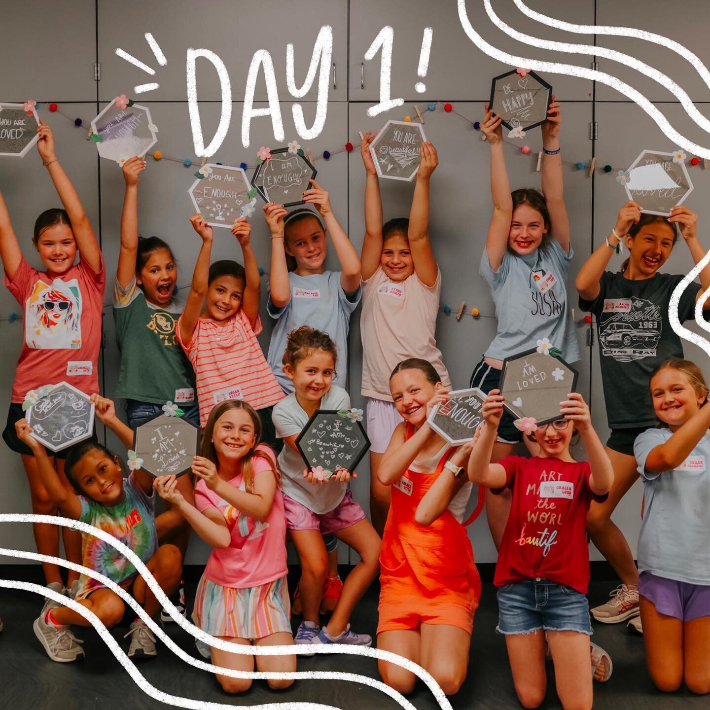 DAY 1 was a blast!! Bring on DAY 2!! 

#lalaletteringcamp