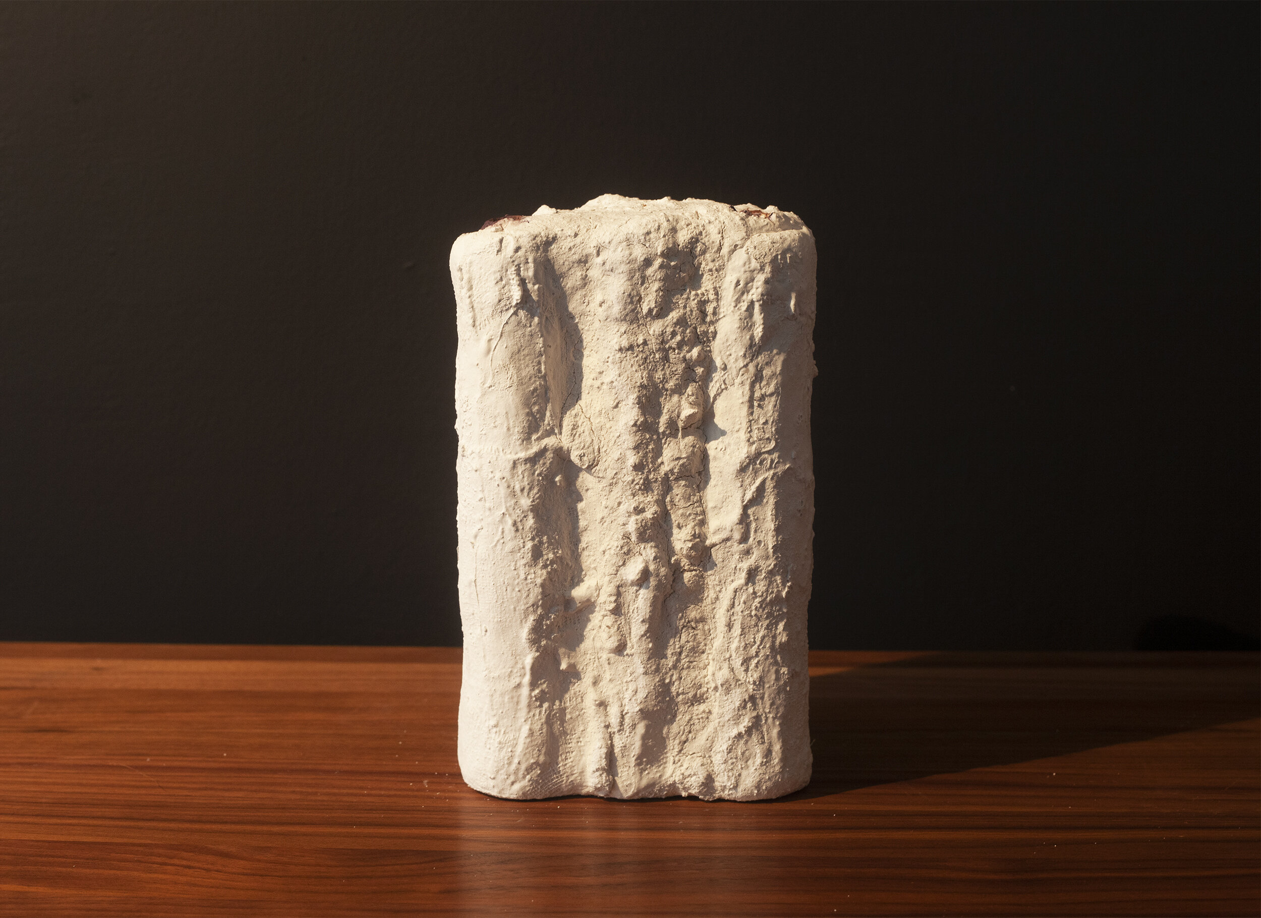V012_3.jpg