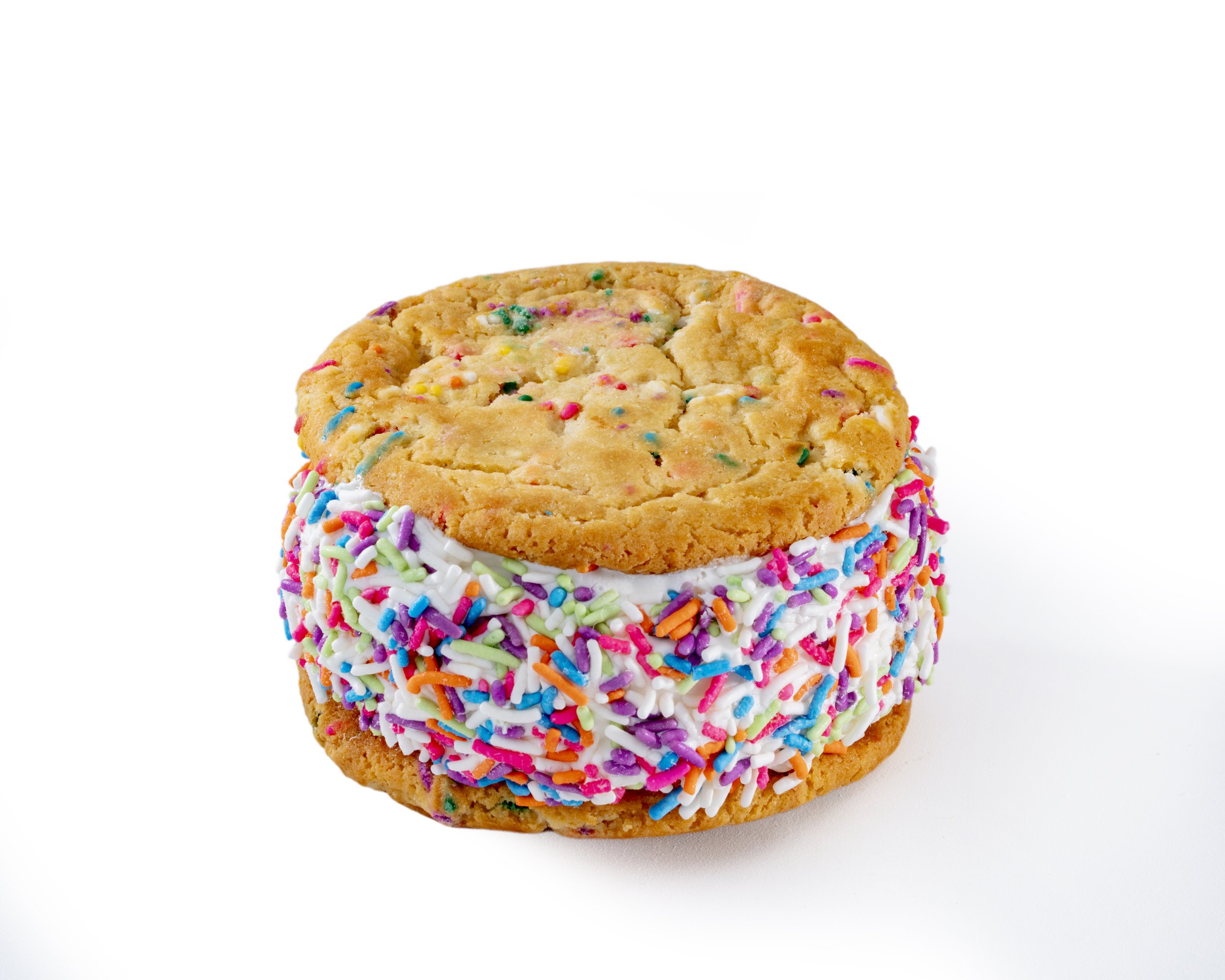BDAY CAKE SANDY.JPG
