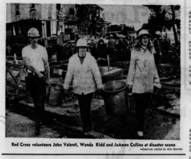 Plane Crash Crowds and Red Cross Clean Up p2 2.12.1973 SF Examiner.PNG