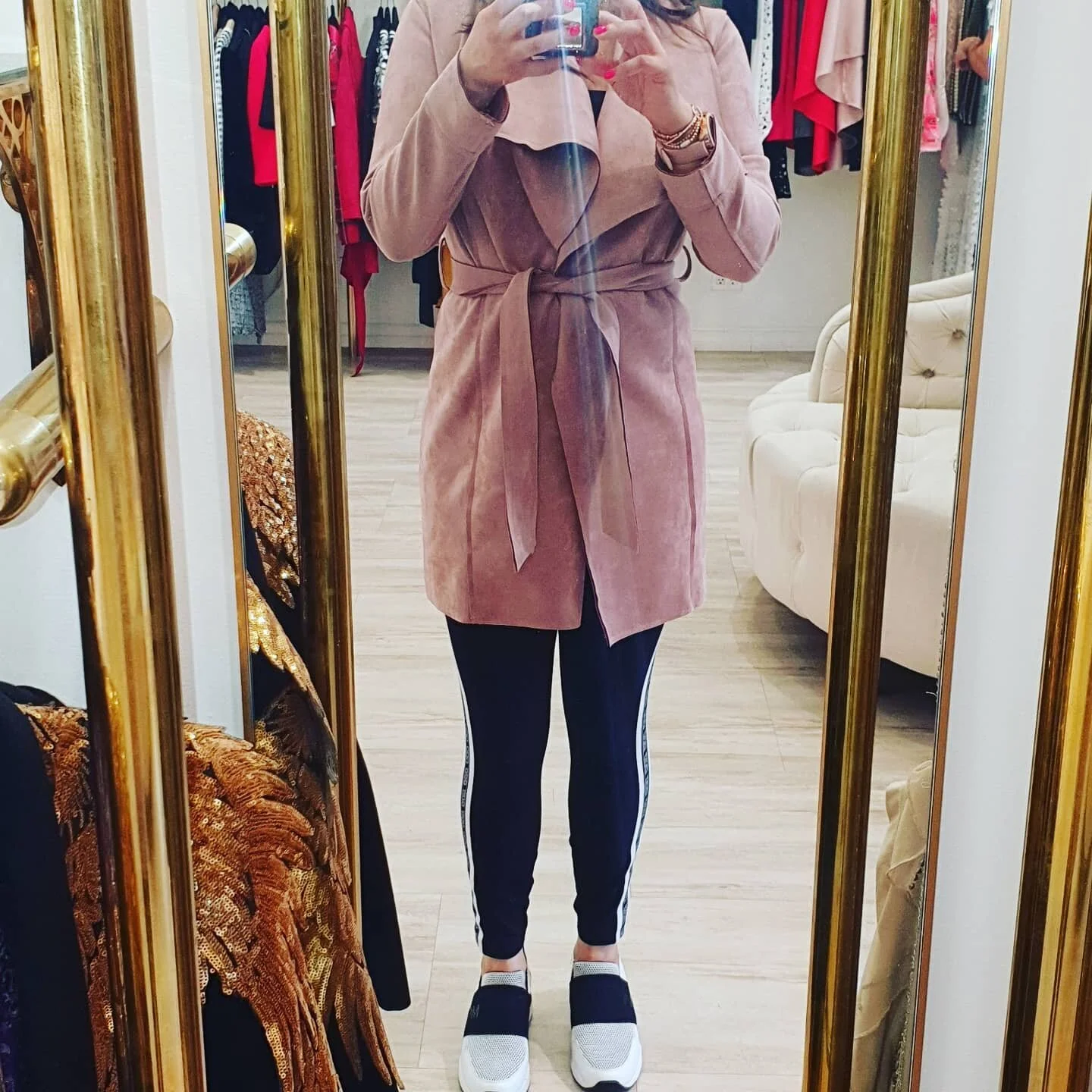 #shoppingforyou #shop #shopwithme #personalshopper #losangeles #beverlyhills #beverlyhills90210 #boutique #boutiqueshopping #image #styleblogger #style