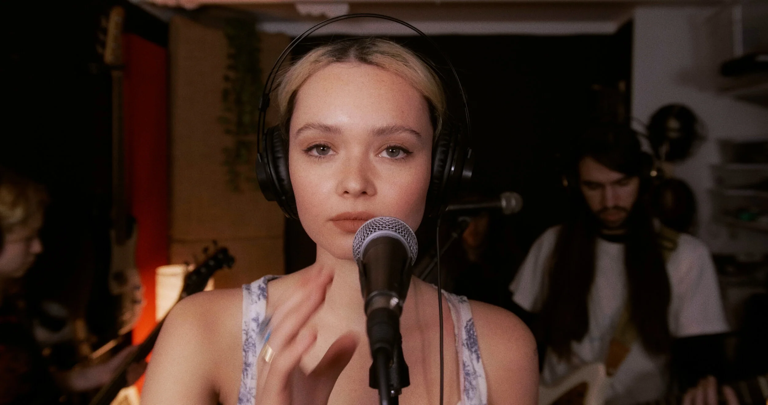 Charlotte Rose Benjamin Covers Avril Lavigne