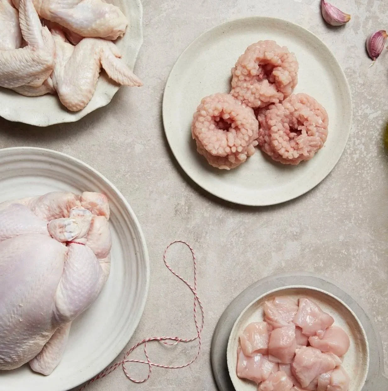 Treat yourself to our egg-cellent Good Chook Pack

A curated box of our favourite chicken cuts - ethically raised, free-range and locally raised chicken, including our delicious chicken schnitzels.

Each pack contains:

🍴Large free-range roasting ch