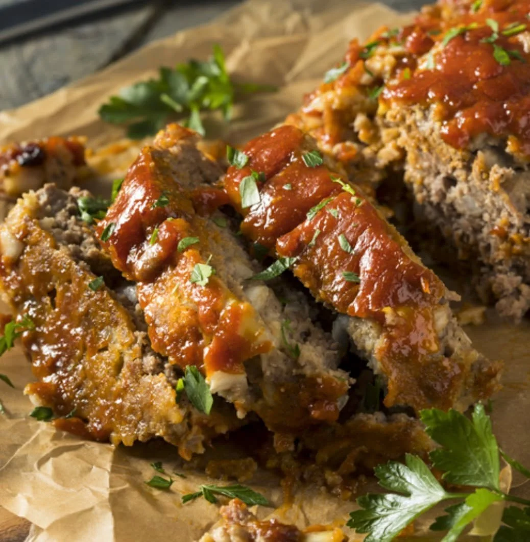 👩&zwj;🍳 Balsamic Glazed Meatloaf &amp; Shallot Gravy

A rich, flavour-packed meatloaf made with a little chef&rsquo;s secret: sofrito. This slow-cooked mix of veg and tomatoes adds depth, moisture and a lighter texture. It&rsquo;s delicious hot fro