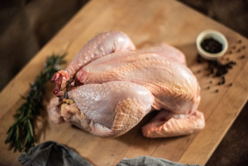 Sommerlad-Chicken-from-Bundarra-Farms.-Copyright-IRchard-Cornish-2024.jpg
